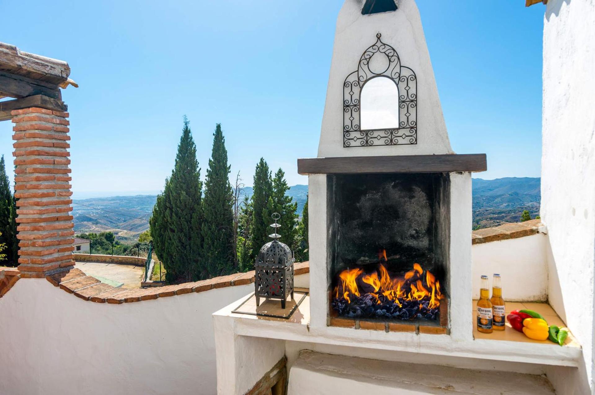 Villa Encinas by Villa Plus