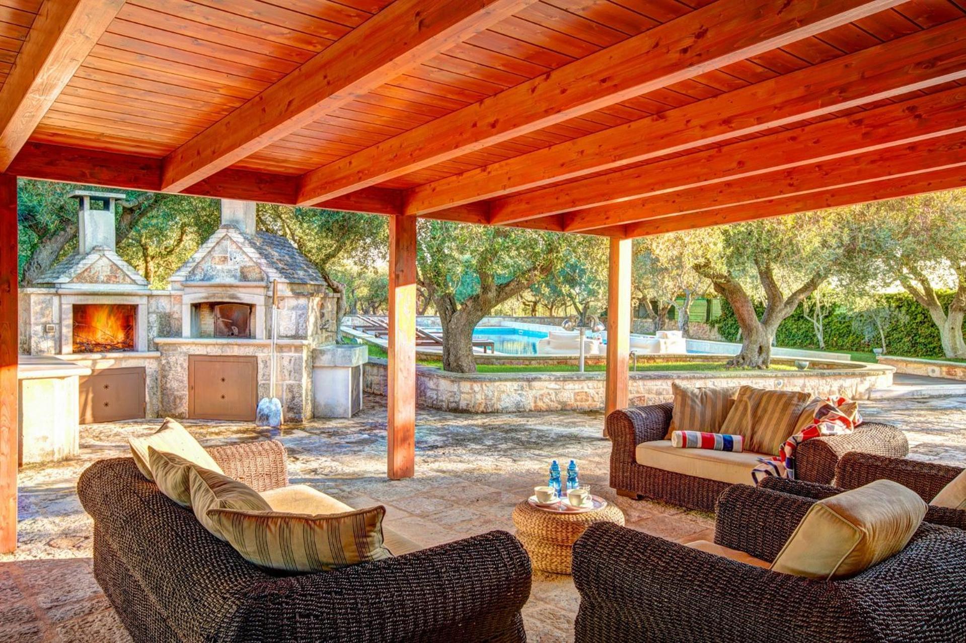 Villa Trulli Carolina by Villa Plus view 2