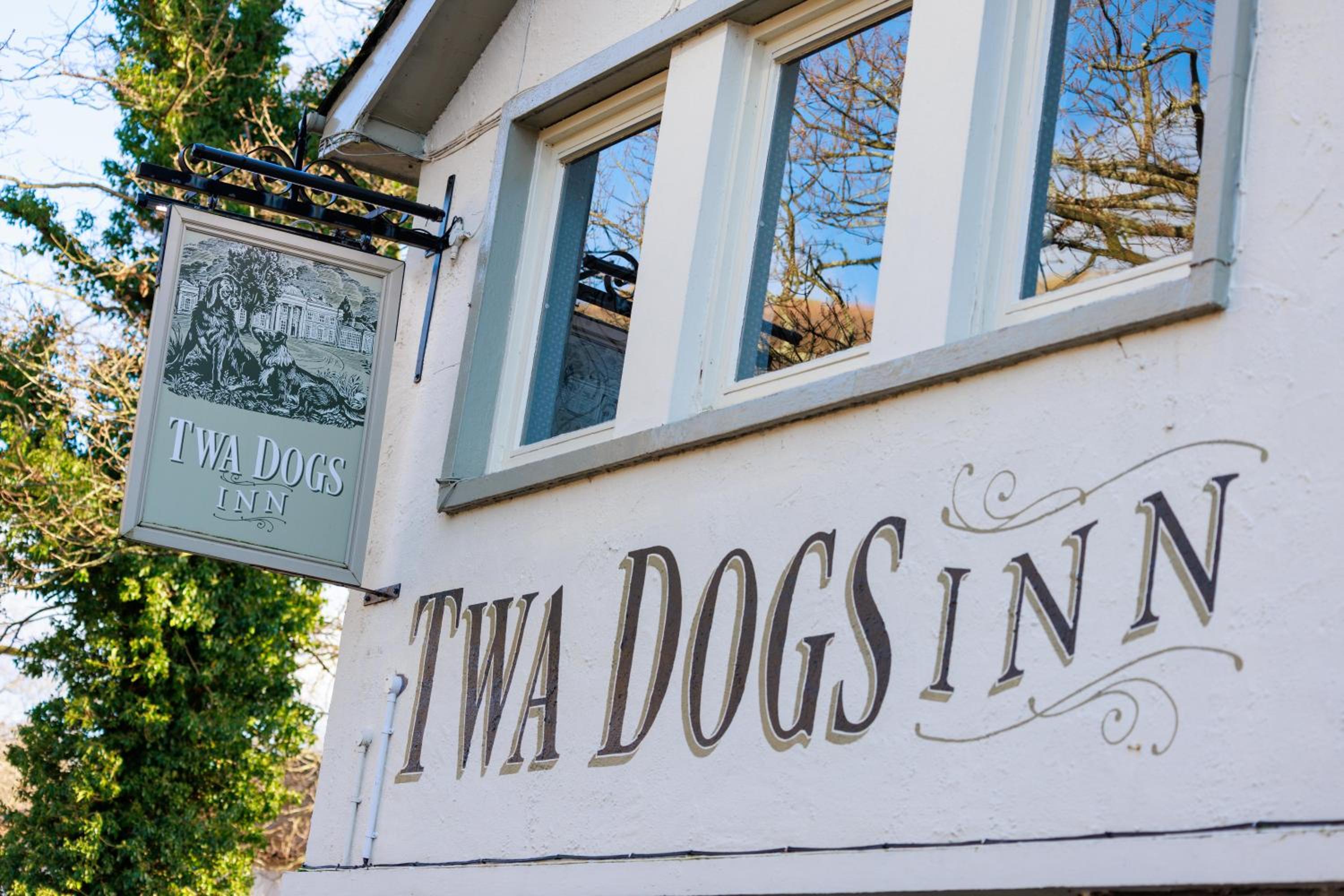 Twa Dogs Inn view 3