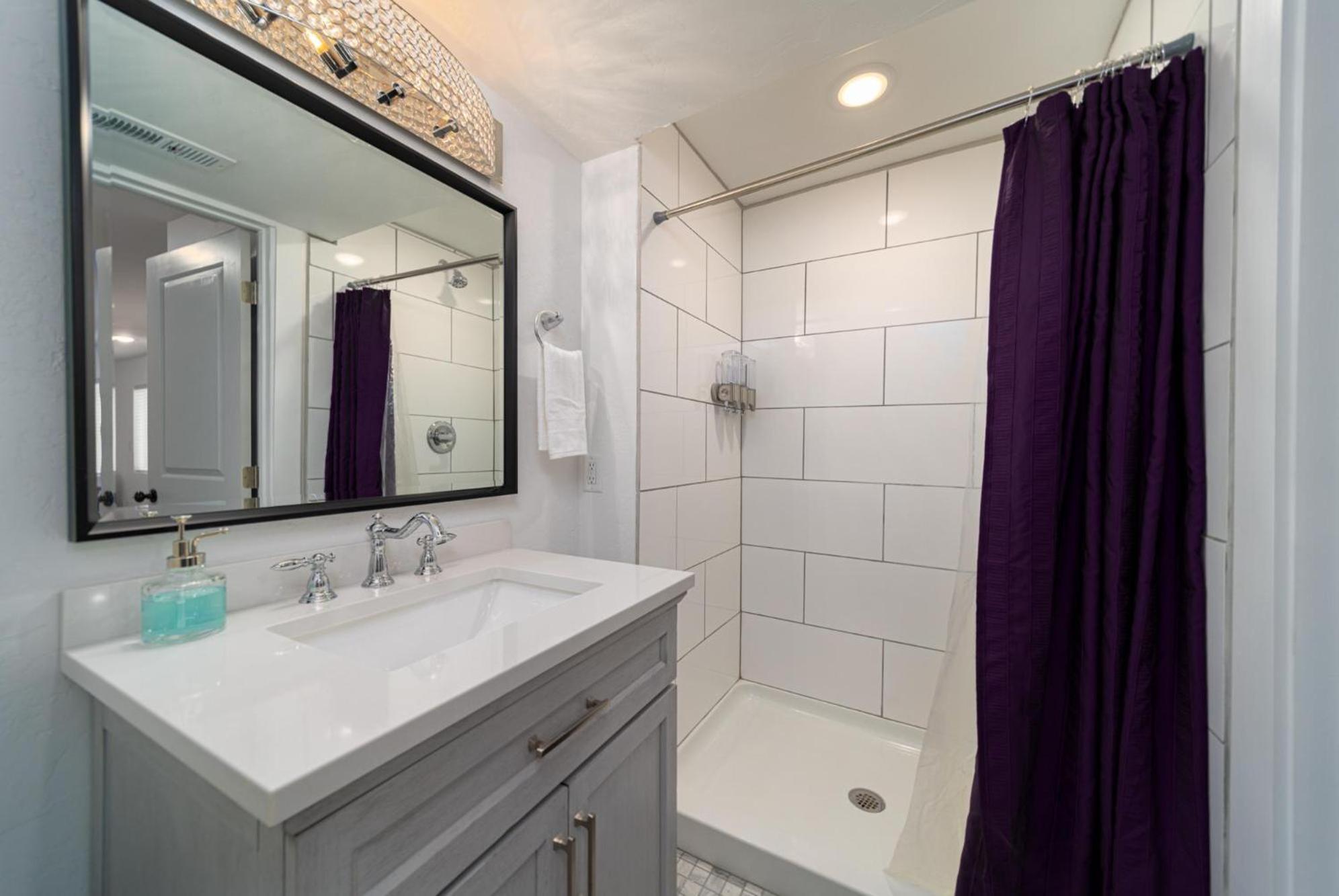 Relax at this charming and cozy downtown retreat view 3