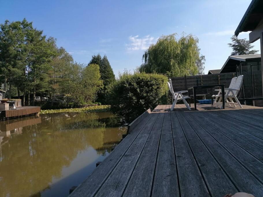 Le Canard - Rust aan het water