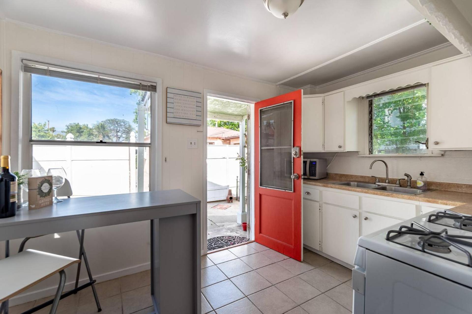 Persimmon Cottage
