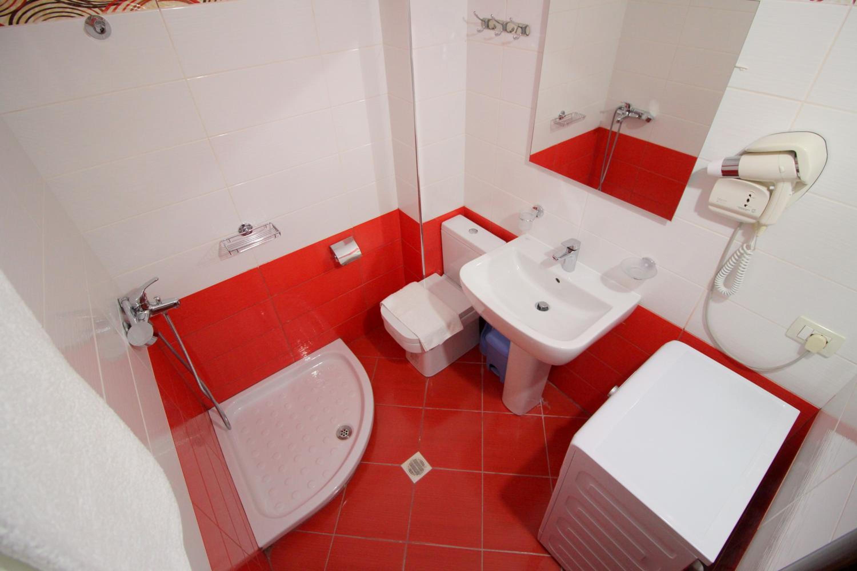 Klajdi Apartaments