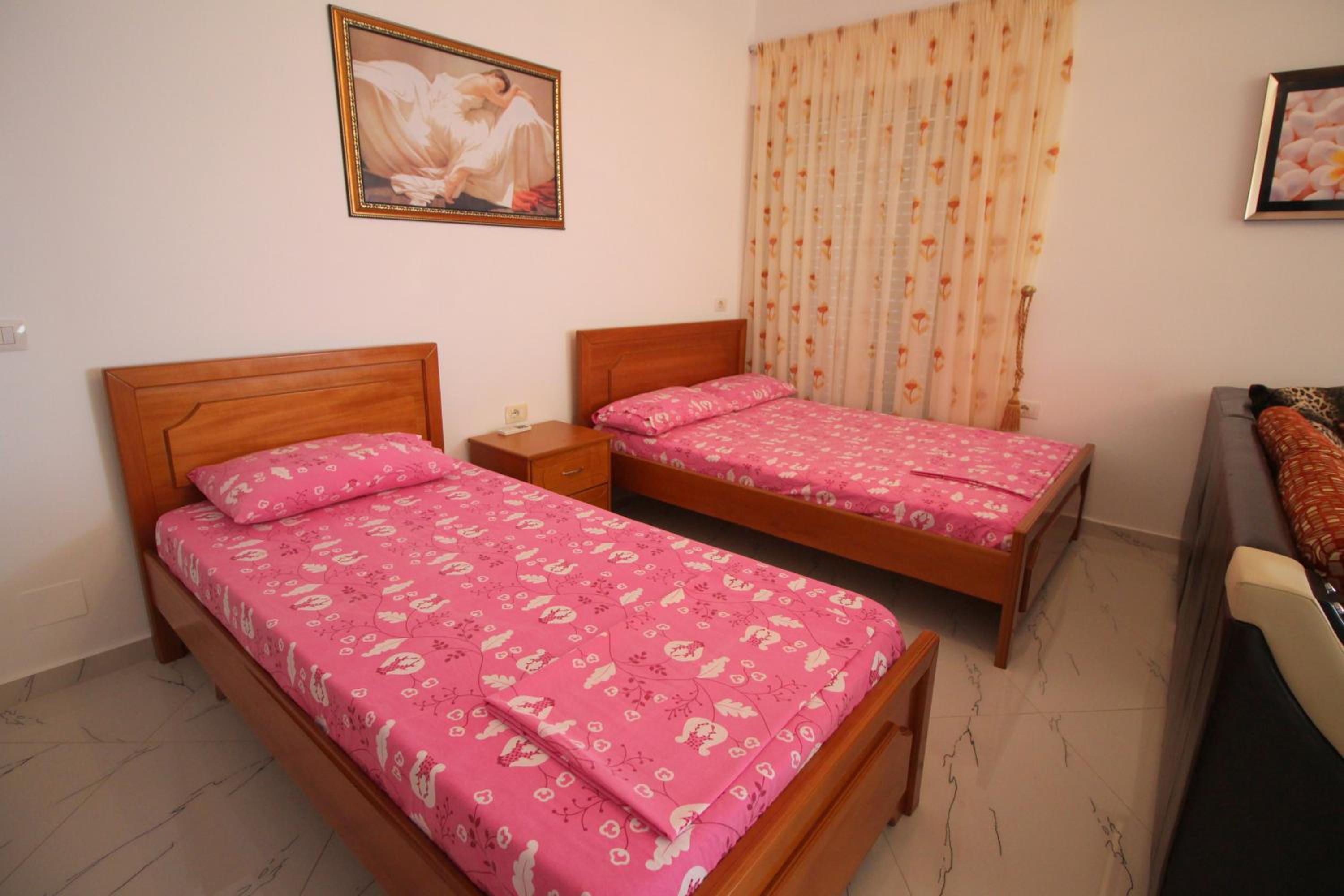 Klajdi Apartaments