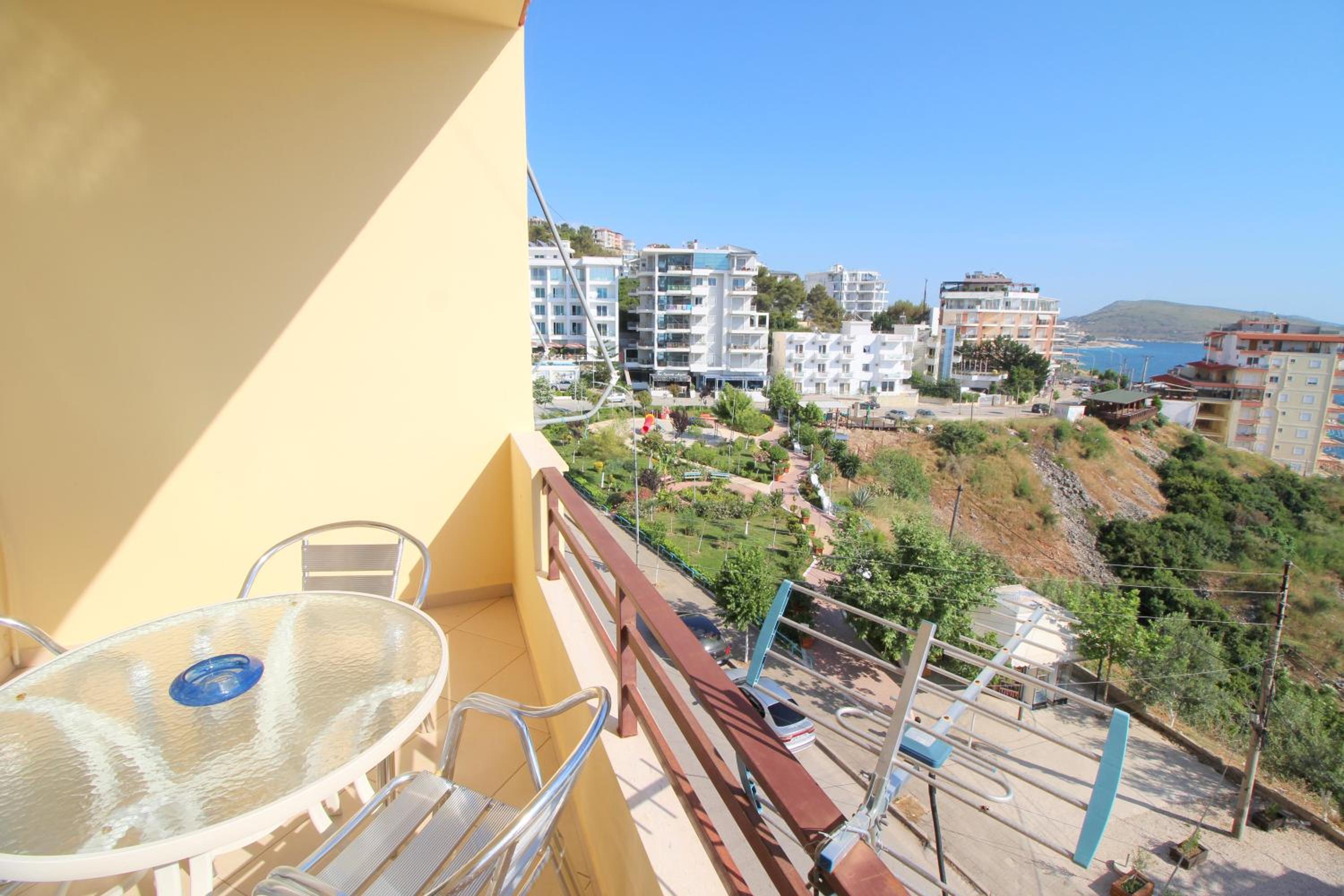Klajdi Apartaments