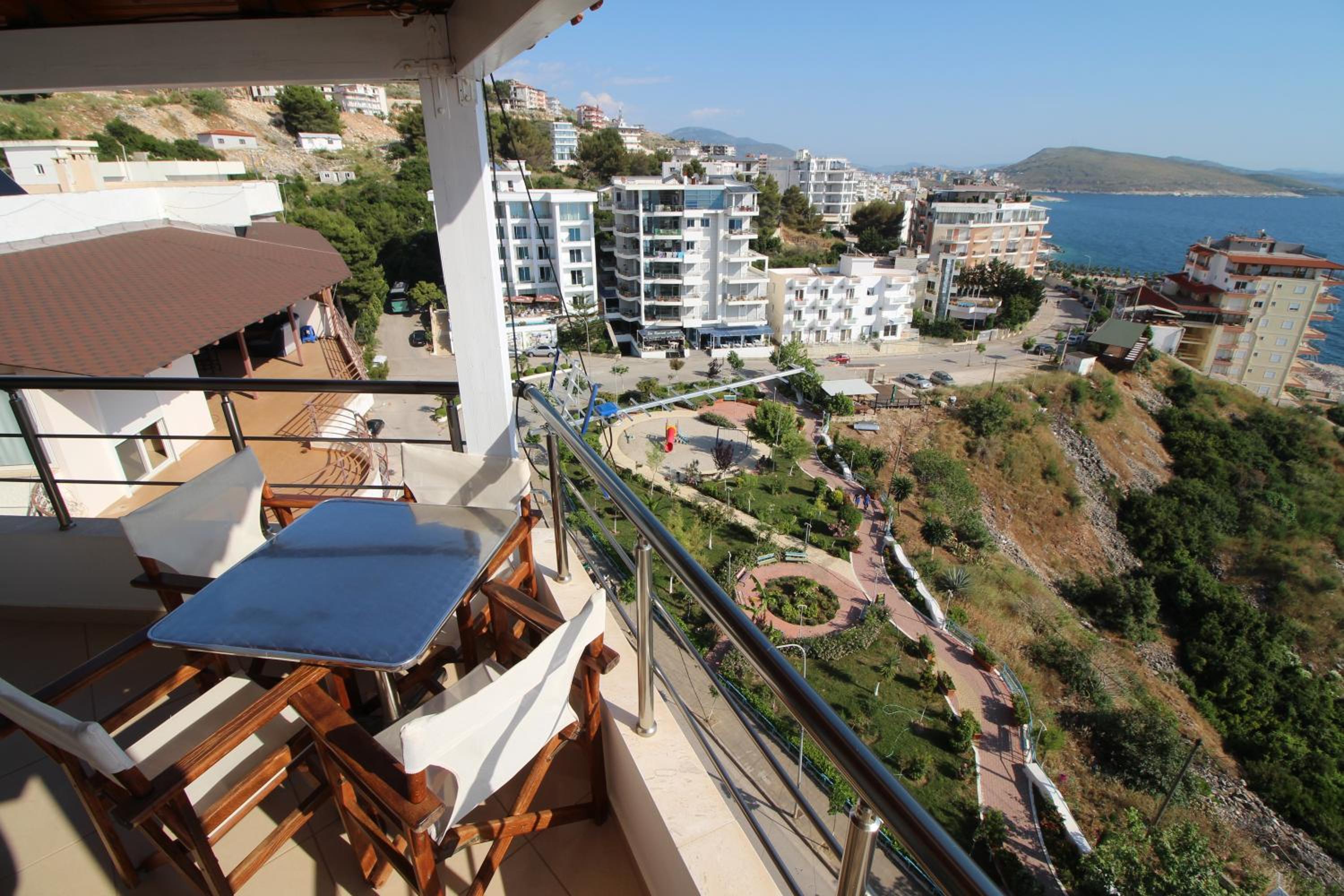 Klajdi Apartaments