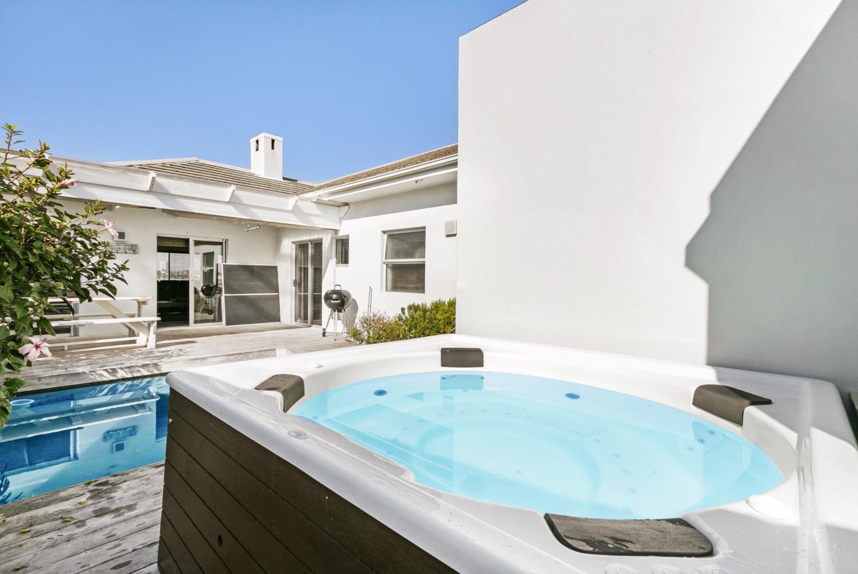 Golf Fairways Villa view 4