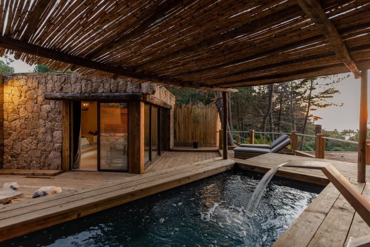 Jacuzzi