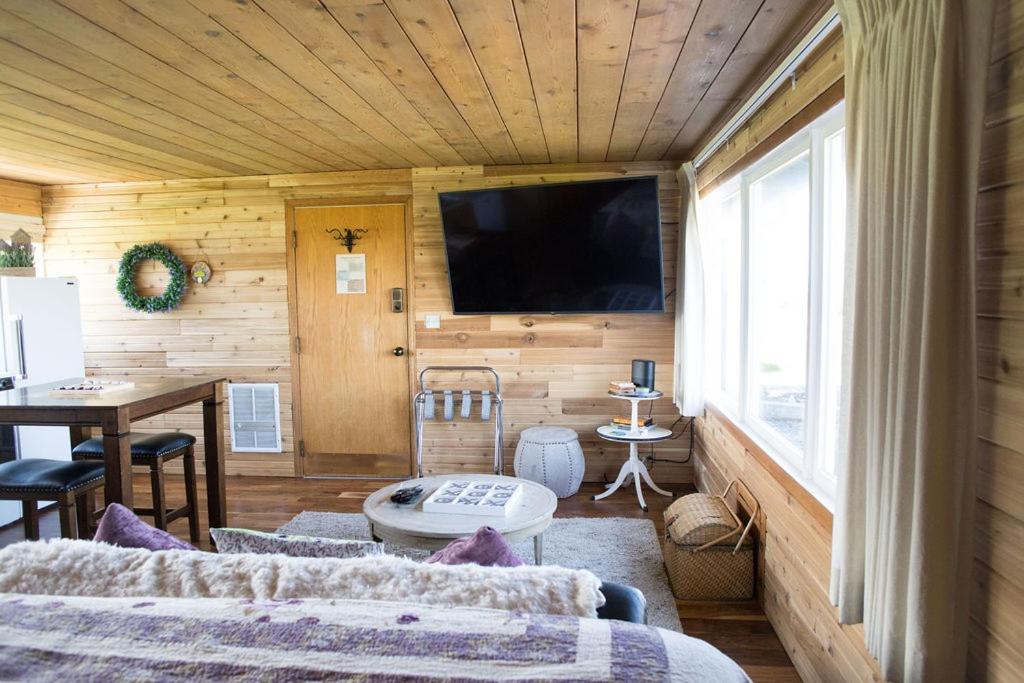 Dungeness Bay Cottages - Property Image 11