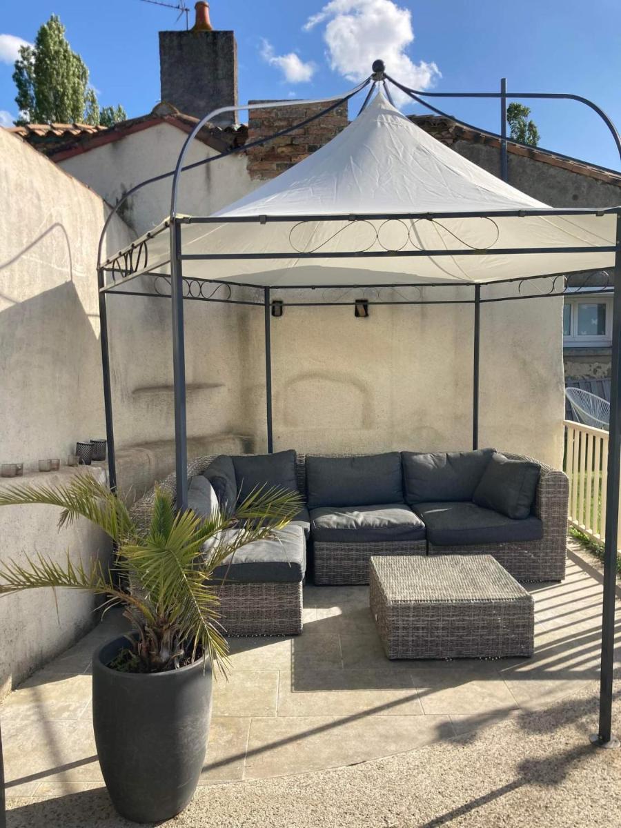 La pool house view 2