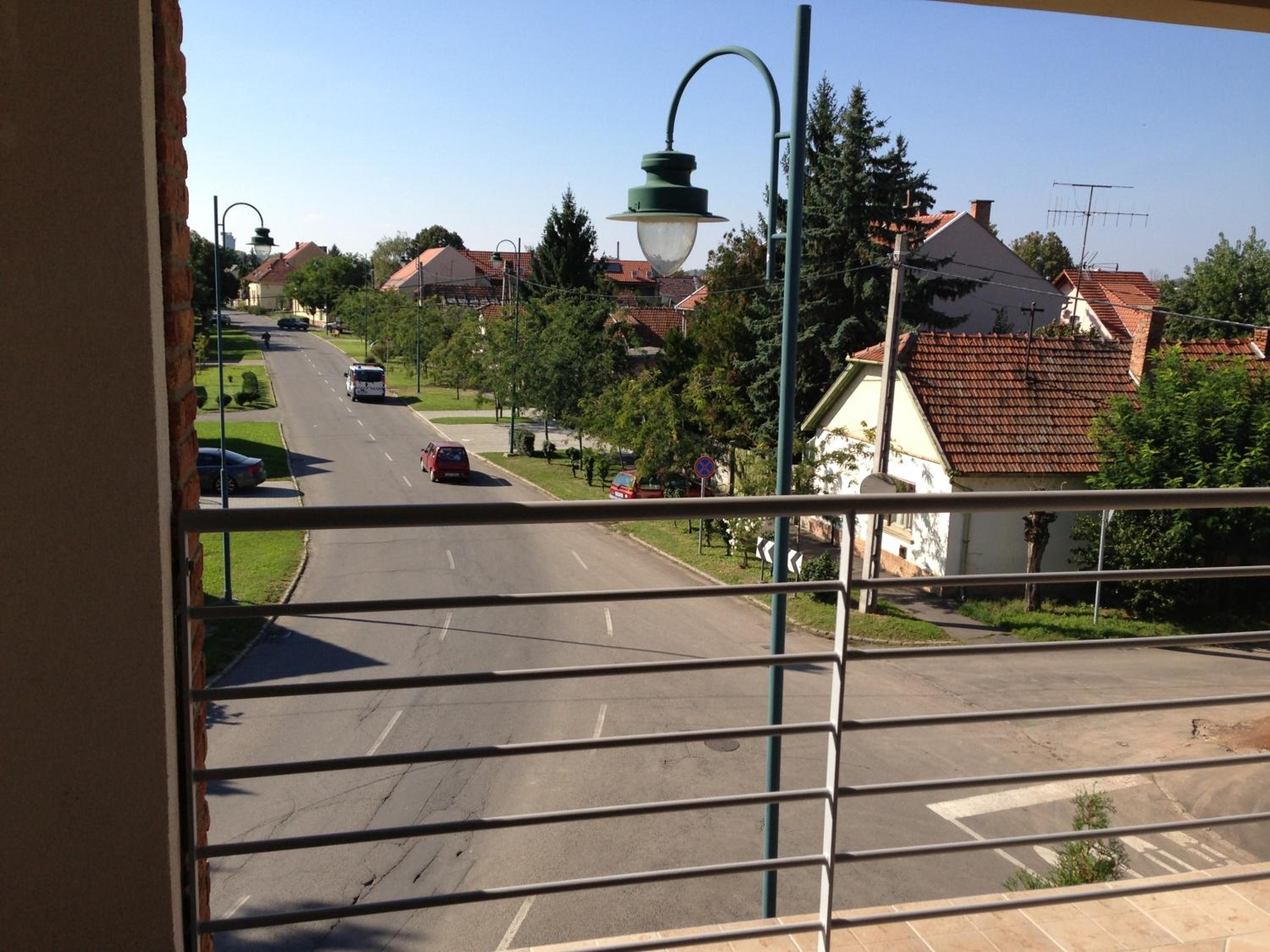 Photo 47