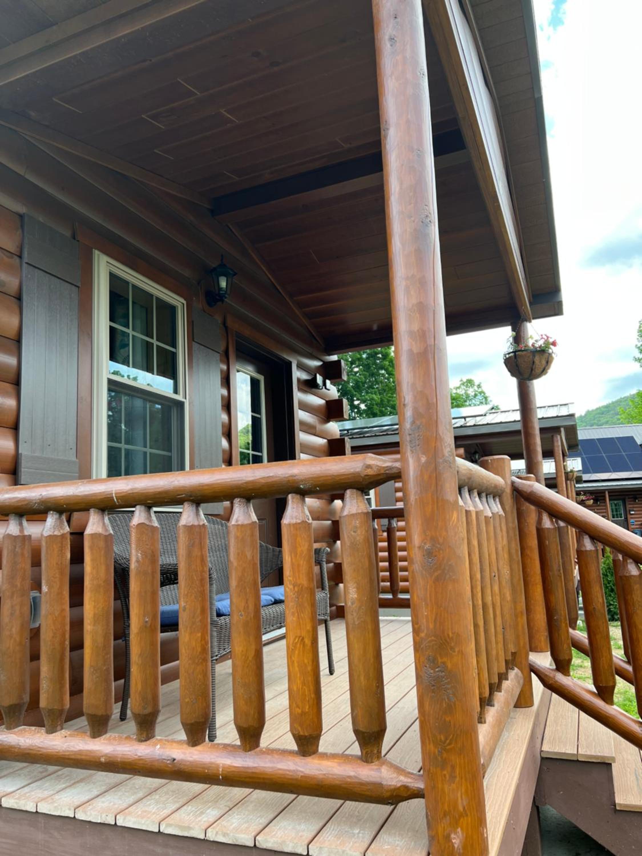 Lincoln Log Cabins view 4