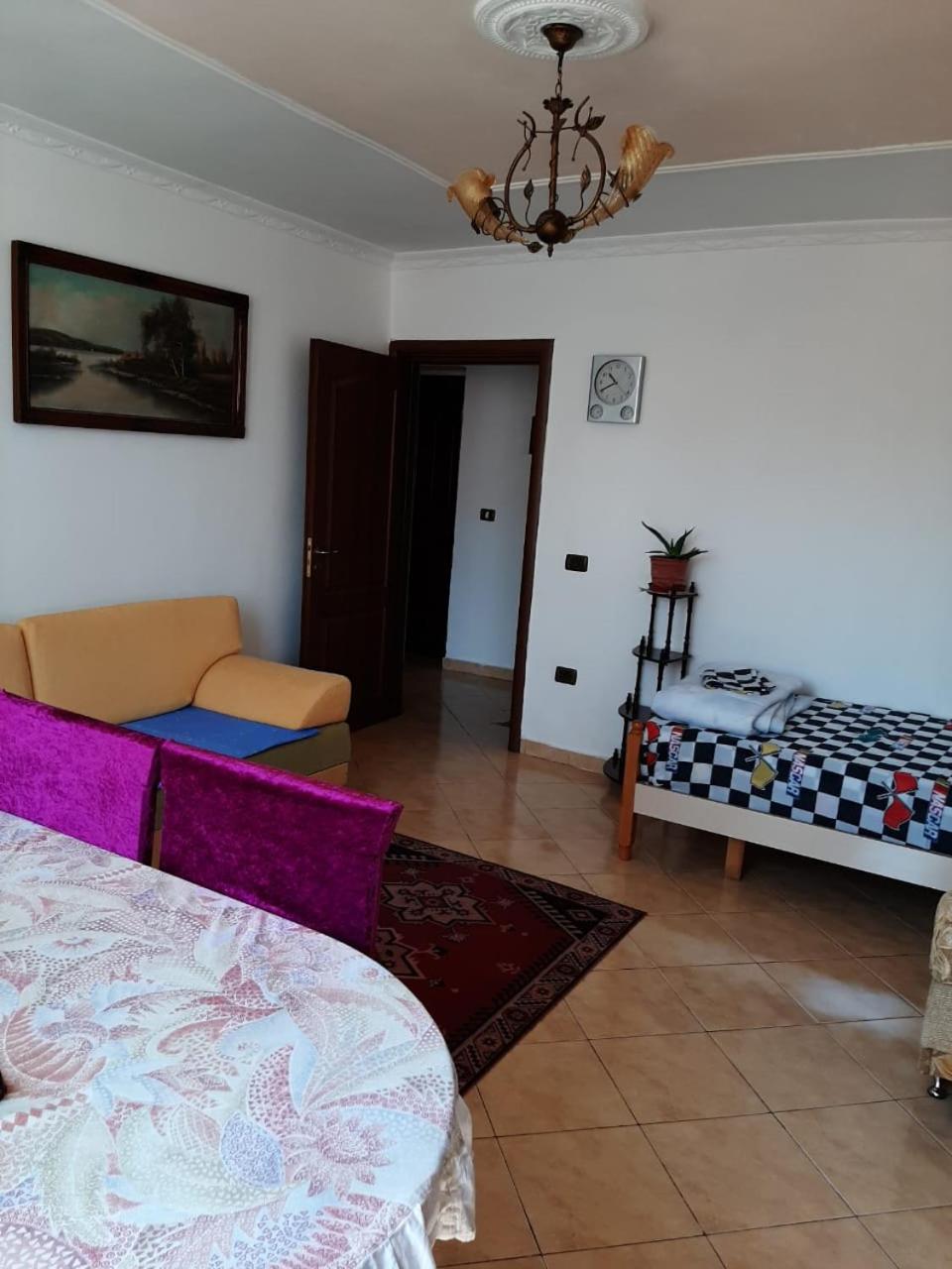 Genti Apartment