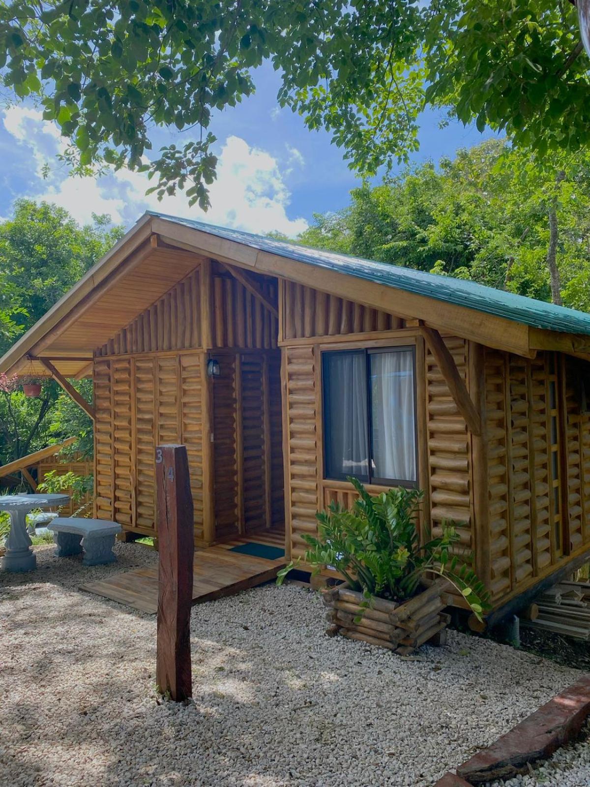 Eco-Turismo Guayacanes