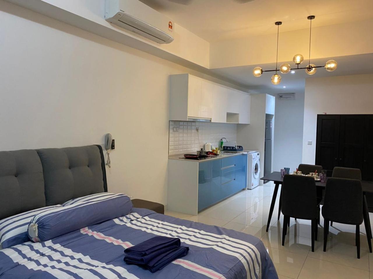 Happy Continew Residence 2 Bedrooms - TRX KL