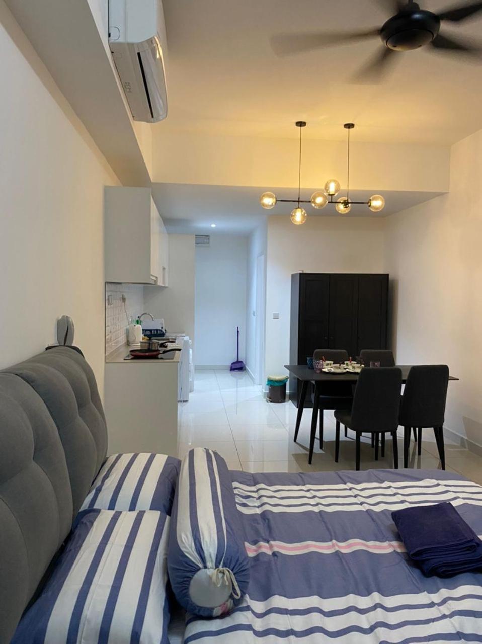 Happy Continew Residence 2 Bedrooms - TRX KL
