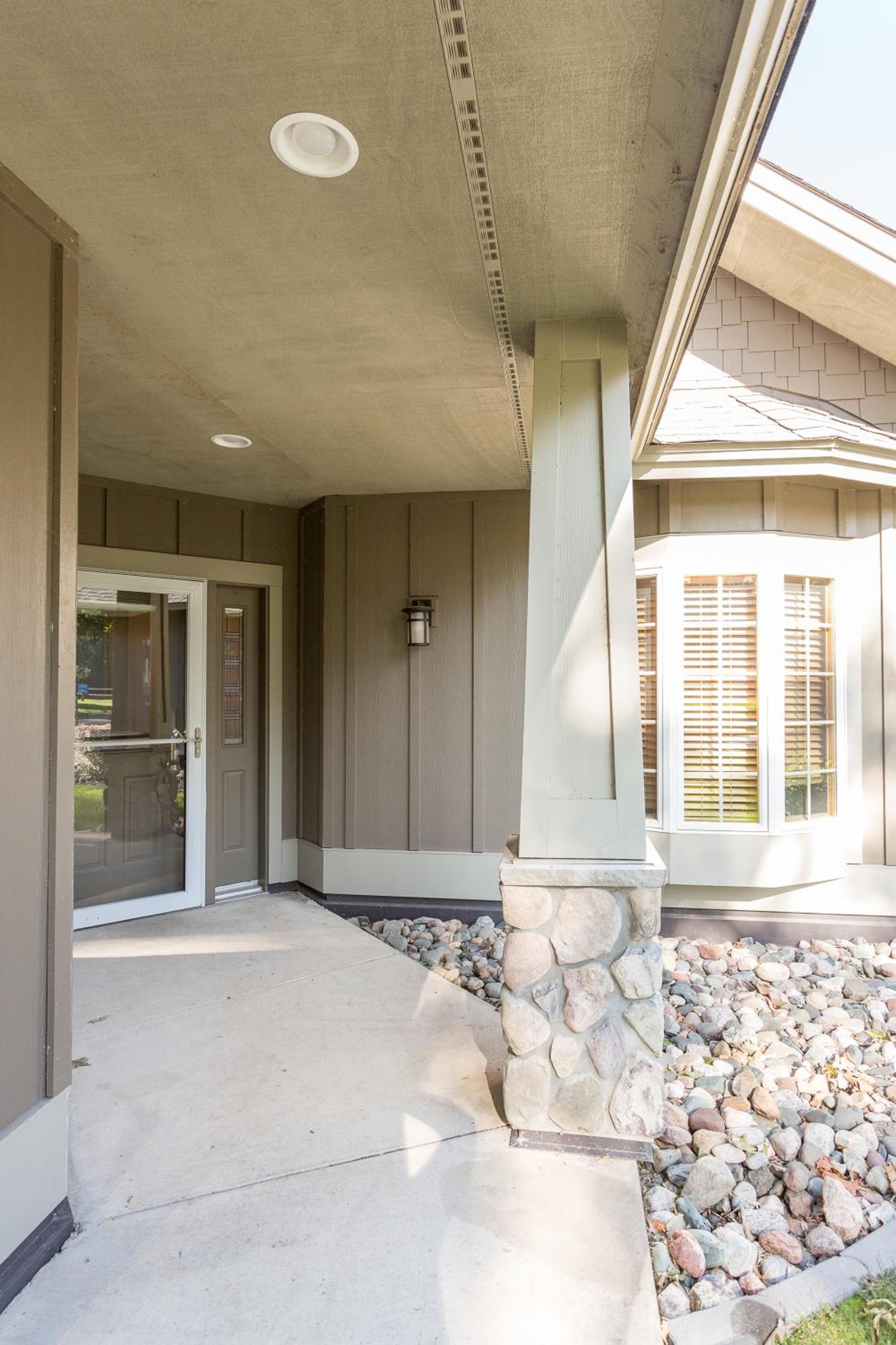 Interlachen Unit 18 view 3