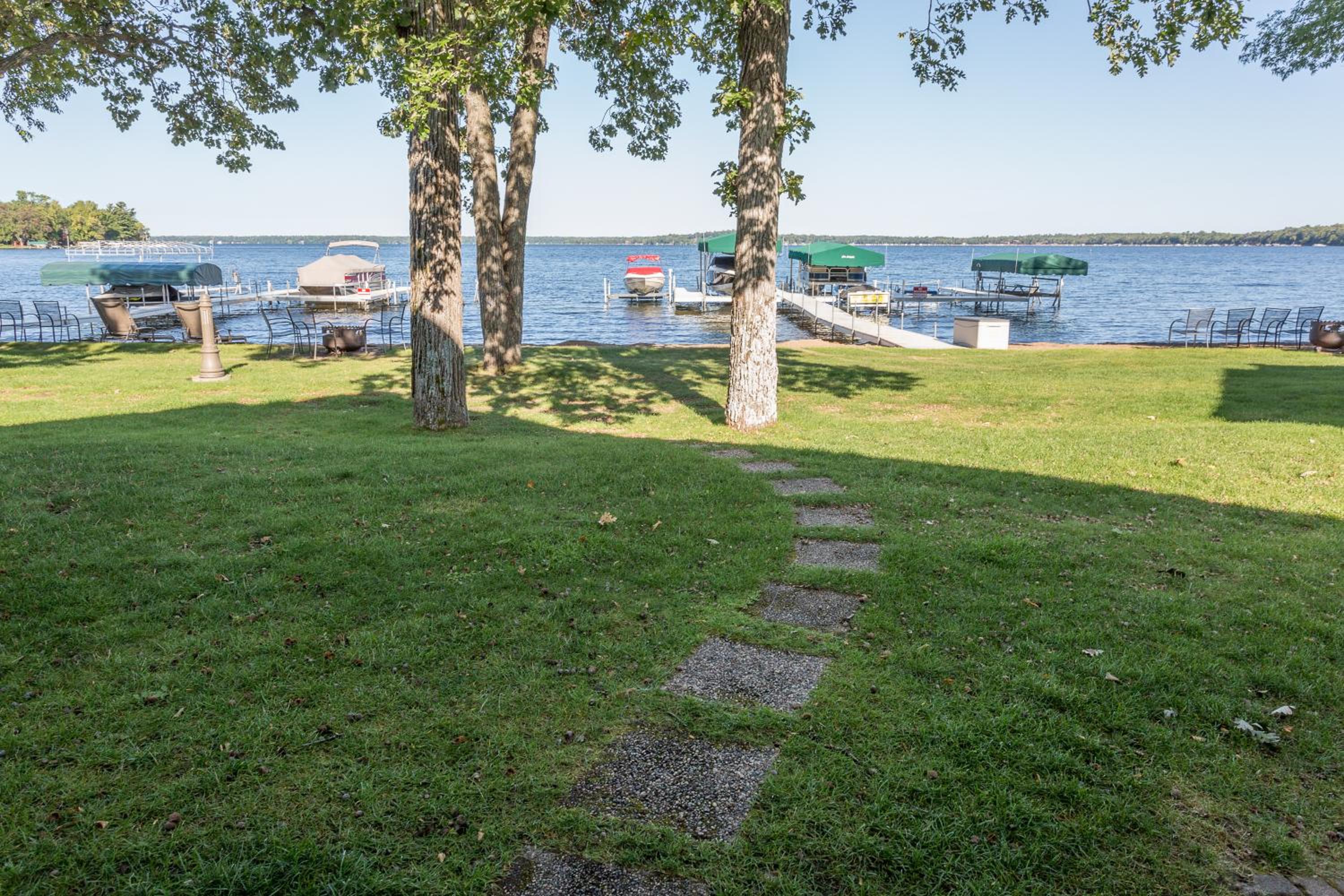 Interlachen Unit 18 view 5