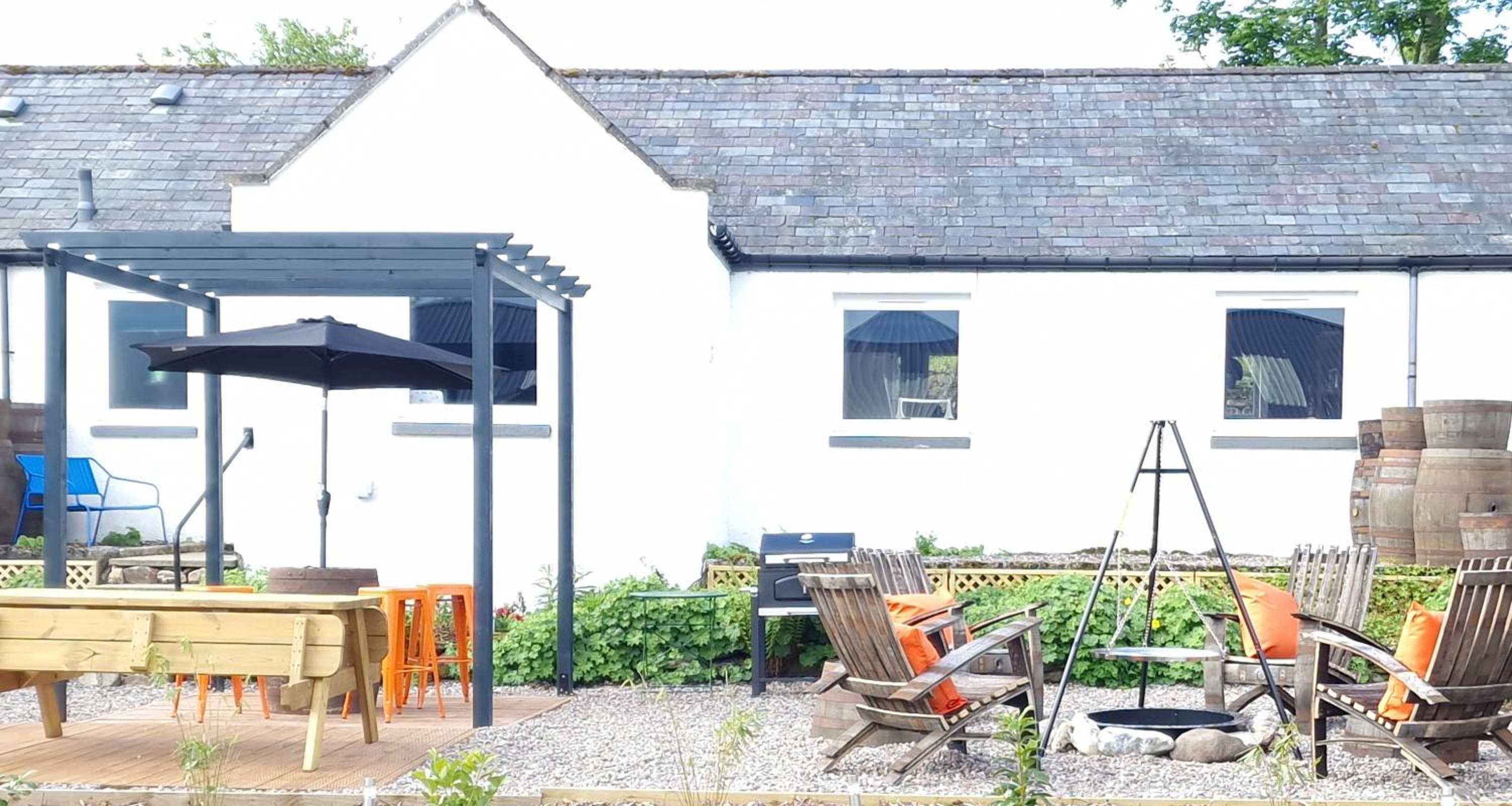Drumdelgie Cottages view 3