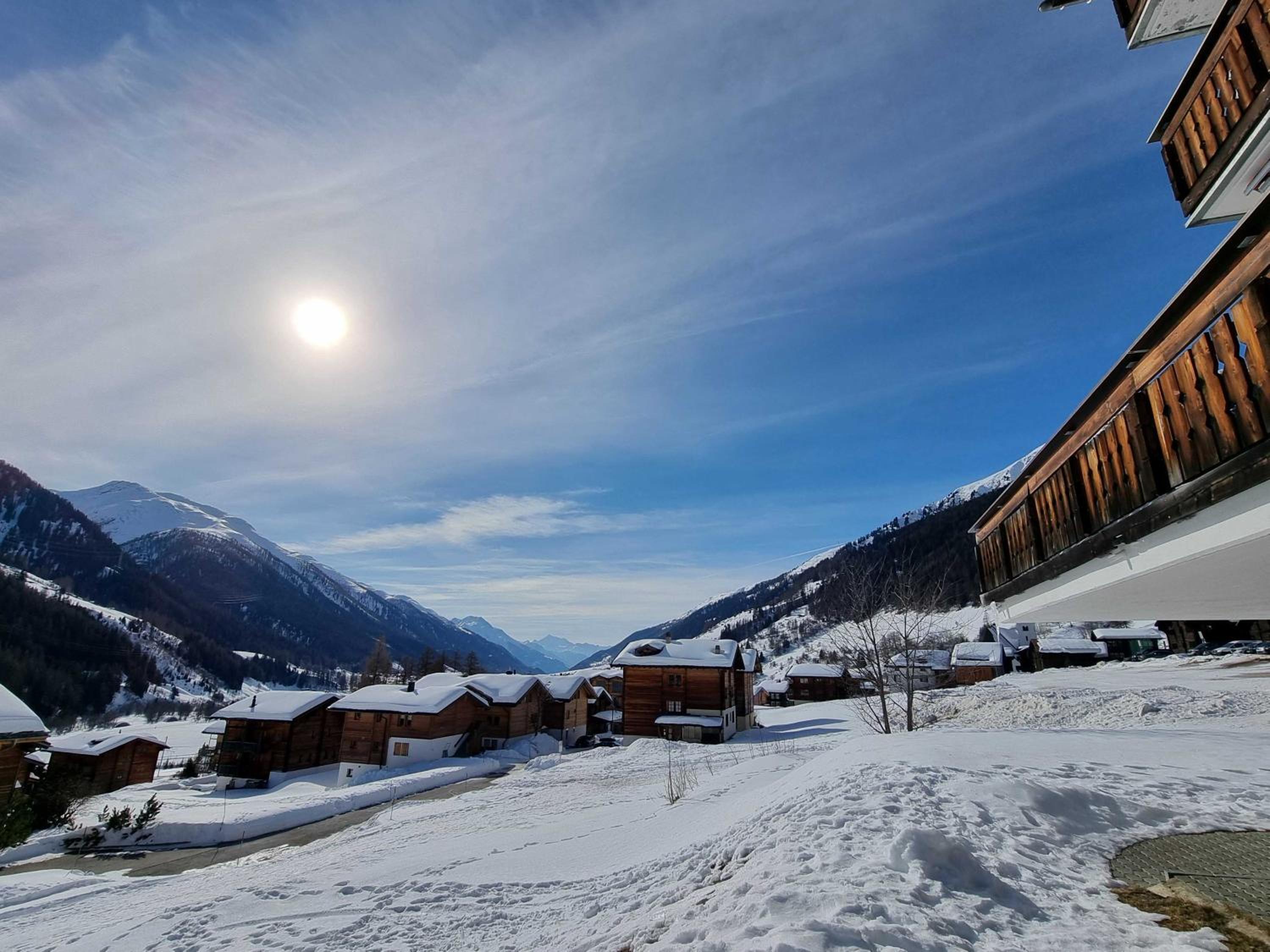 Modern and bright apartment opposite ski-lift