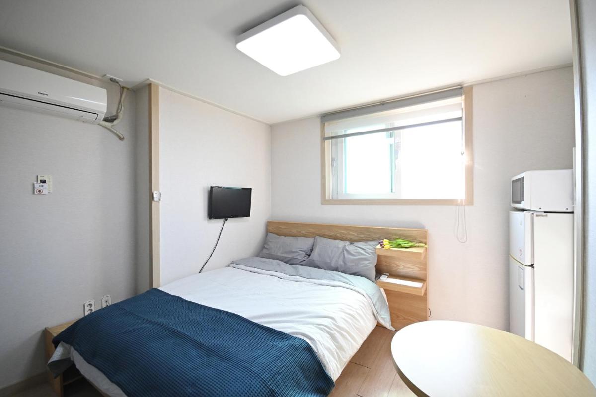 Twin Rabbit Guesthouse