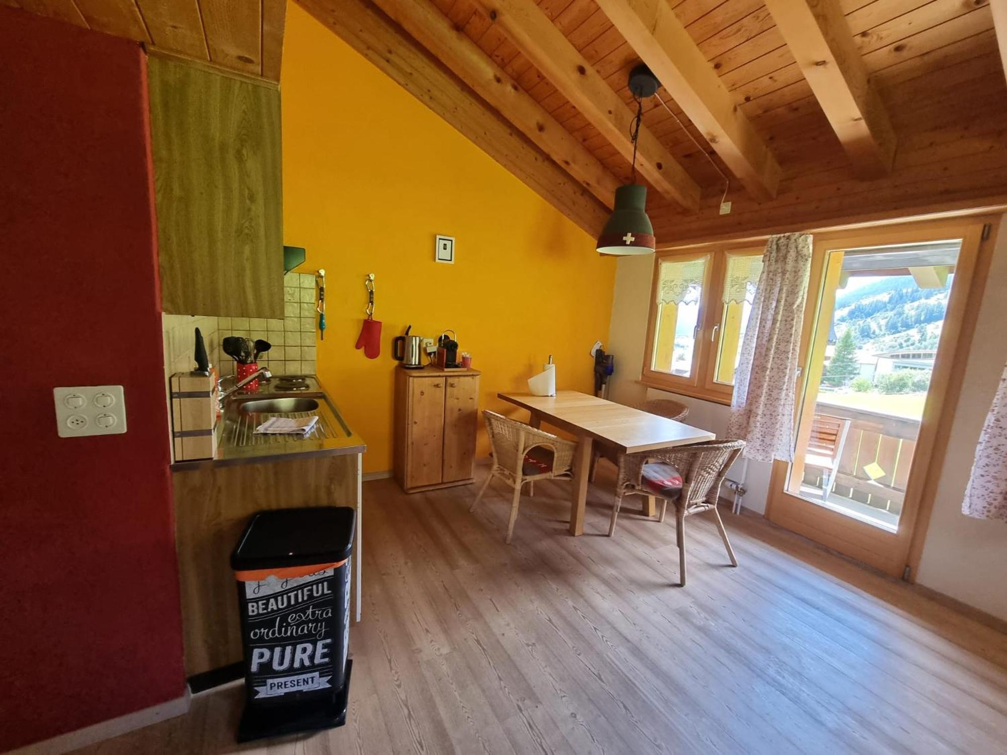 Cute attic apartment in the heart of the mountains view 4