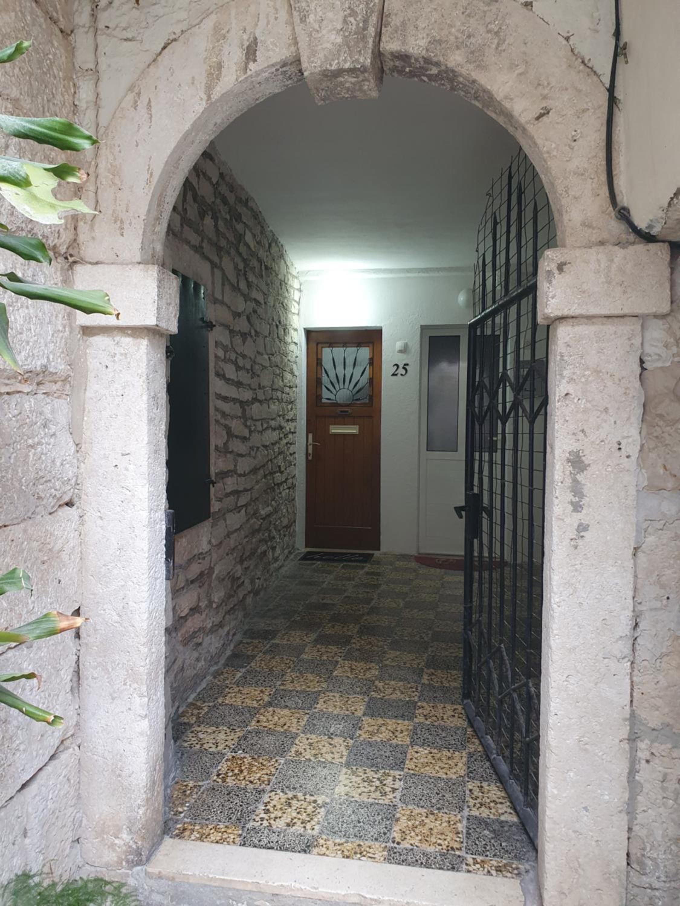 Photo 25