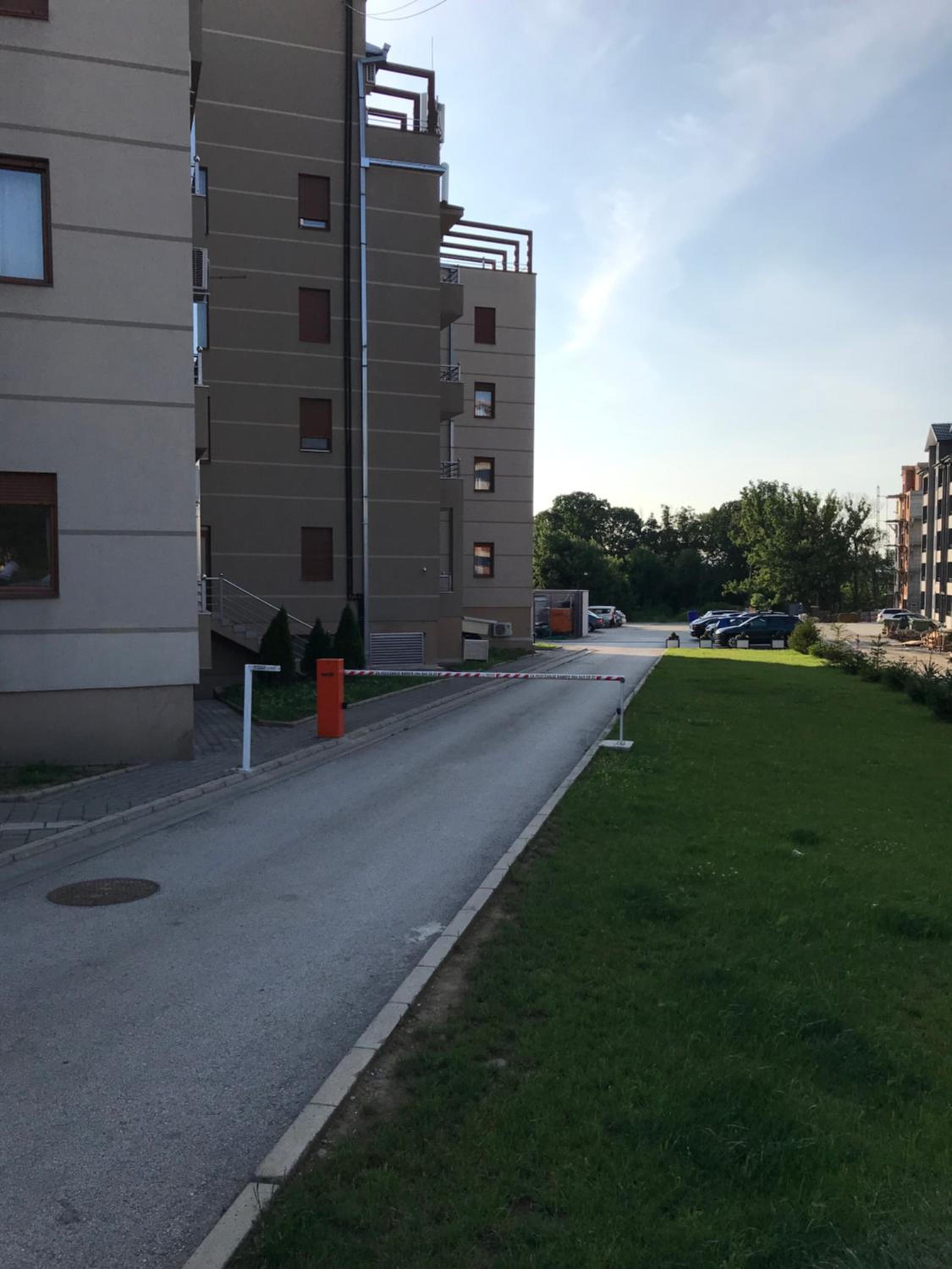 Photo 13