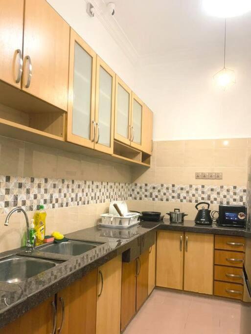 Queen Room Semi Attached Bathroom Bukit Mertajam Alma Impian photo 3