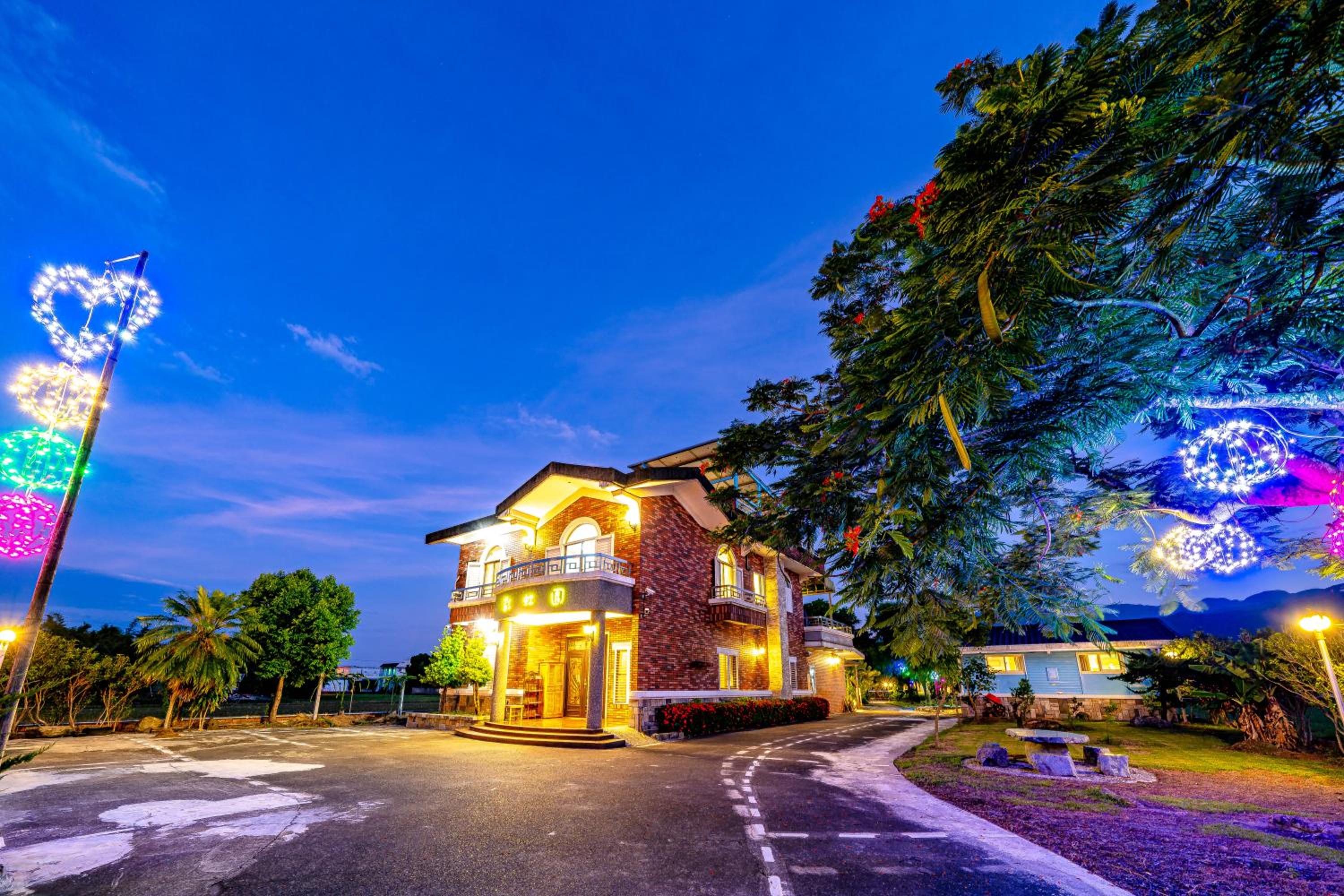 Rainbow Garden B&B