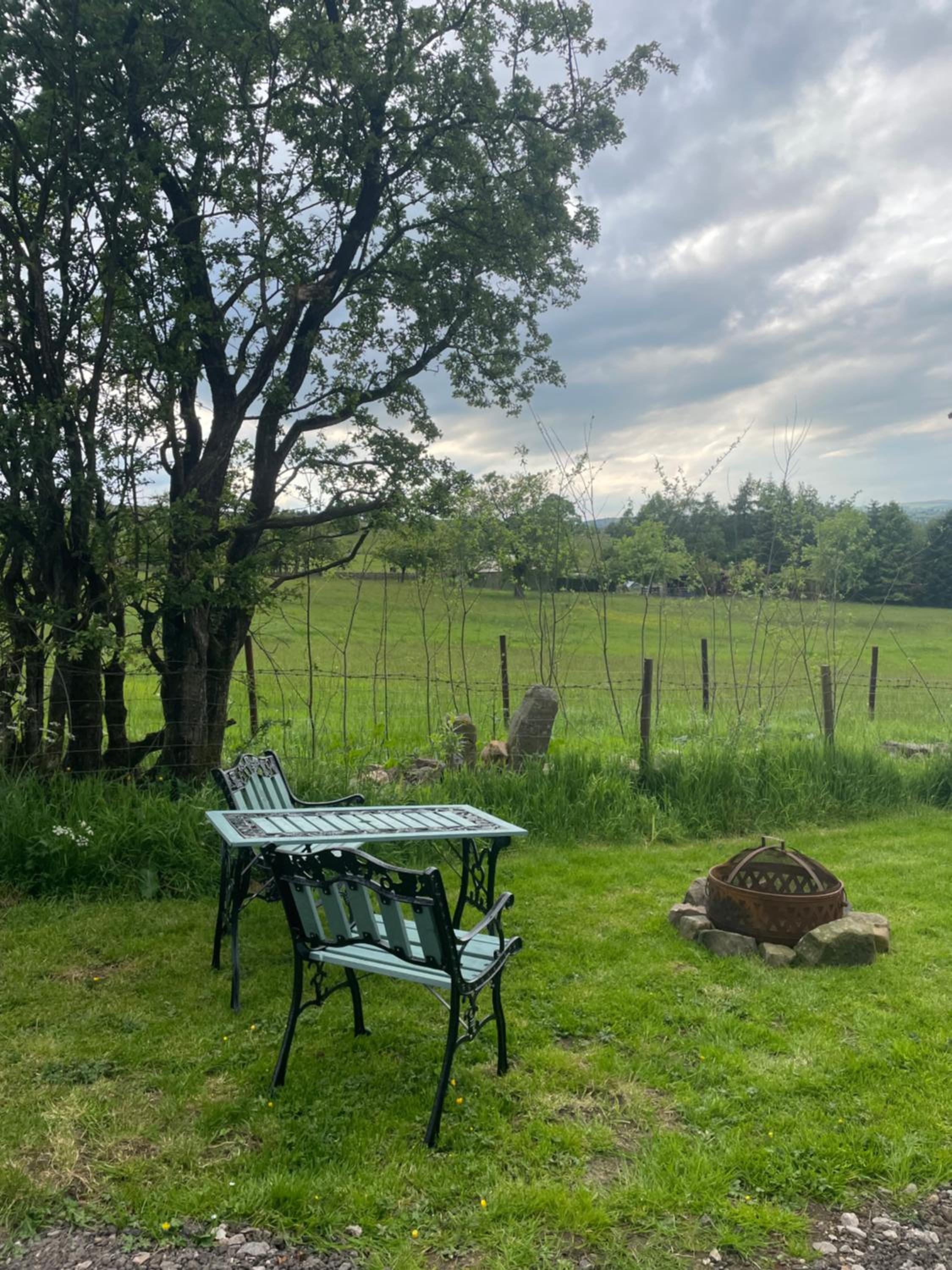 Rhodes To Serenity - Waterfall Shepherds Hut view 4