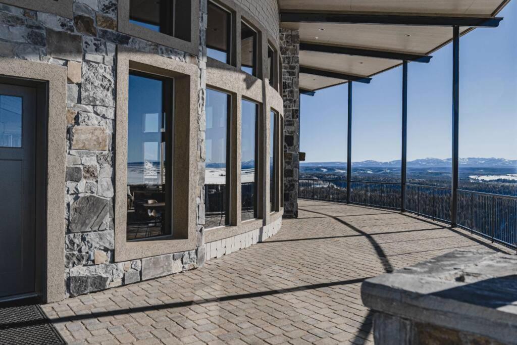 Yellowstone DUAL-HOME Retreat! view 4