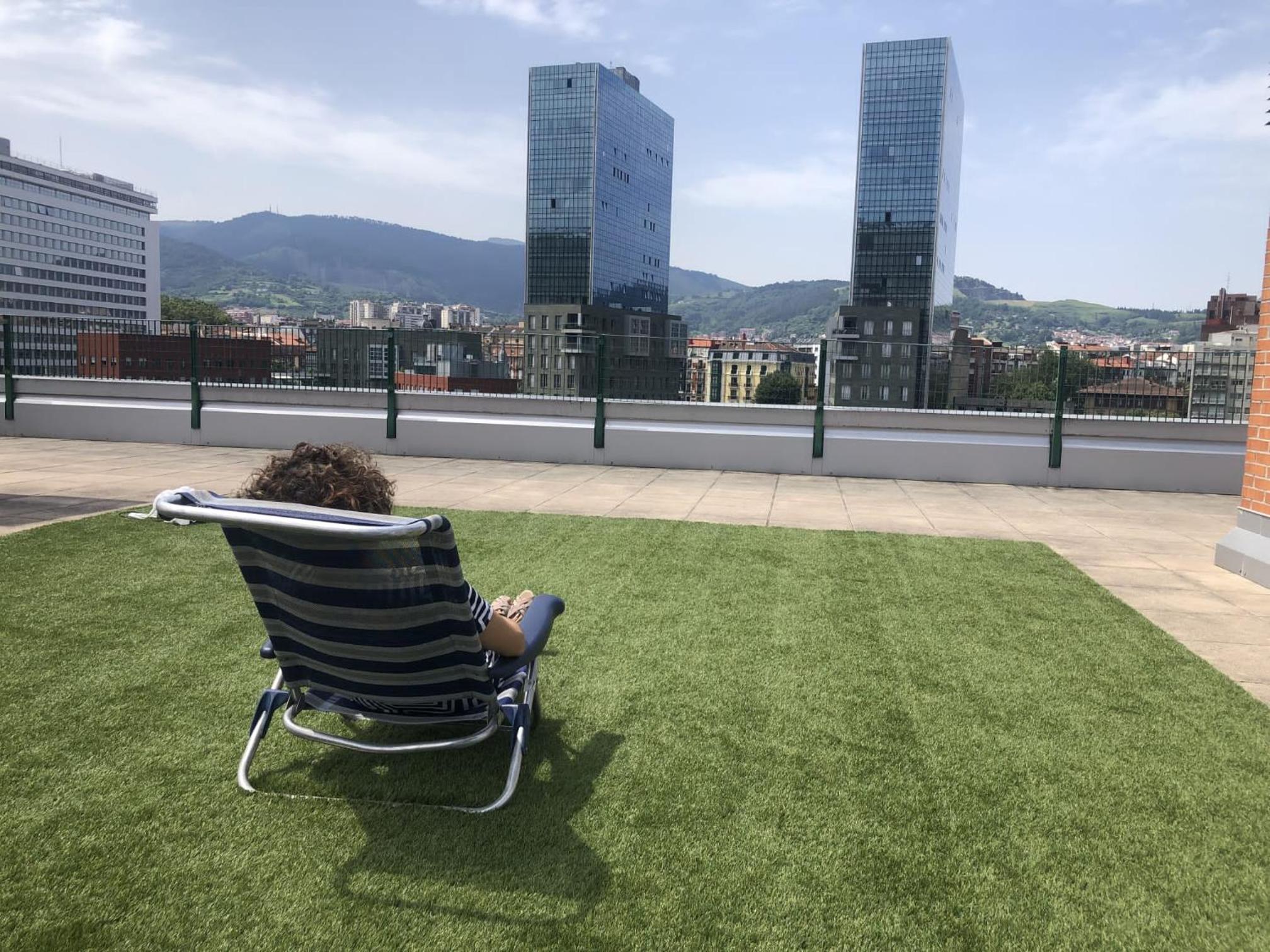 Apartamento frente al Guggenheim. Urbanizacion de lujo en el centro