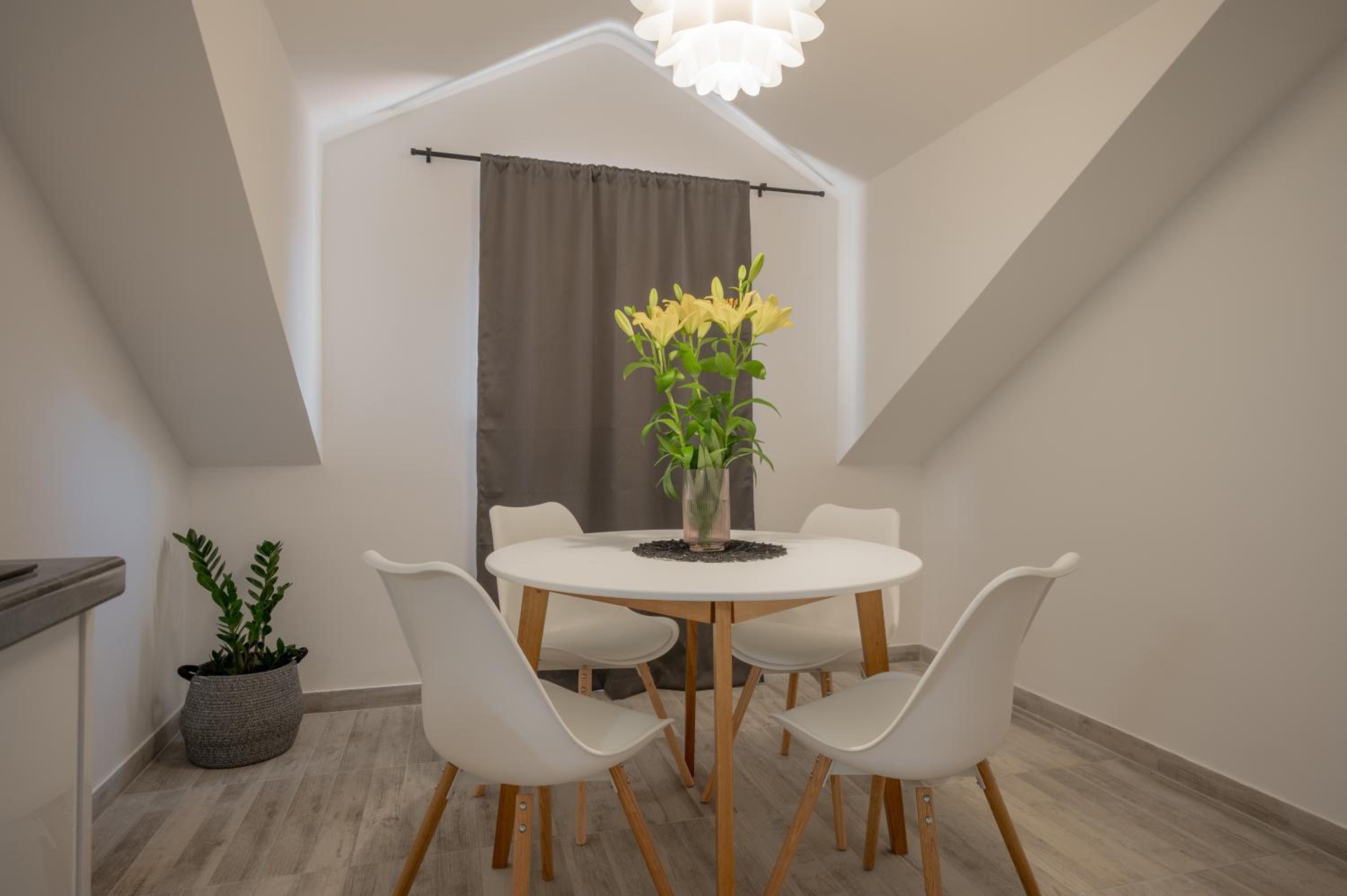 AMI apartments