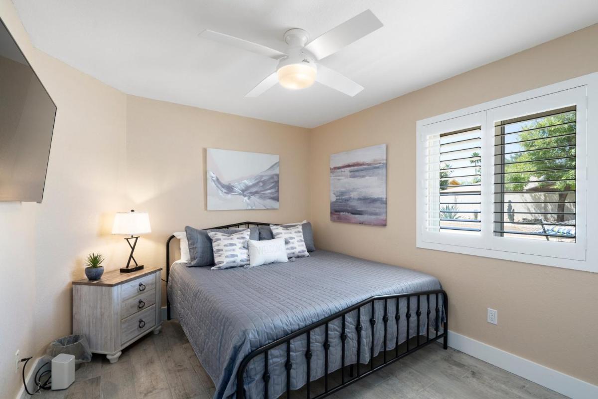 Cozy Phoenix Home Heated Pool & Spa with King Beds view 3