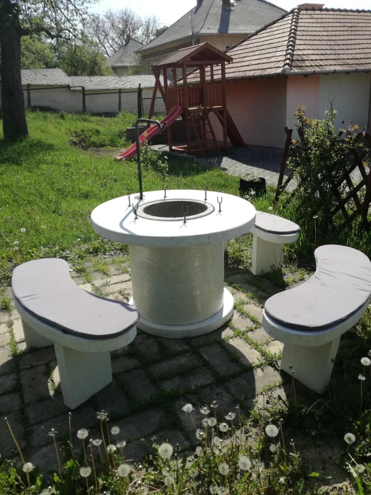 Photo 19