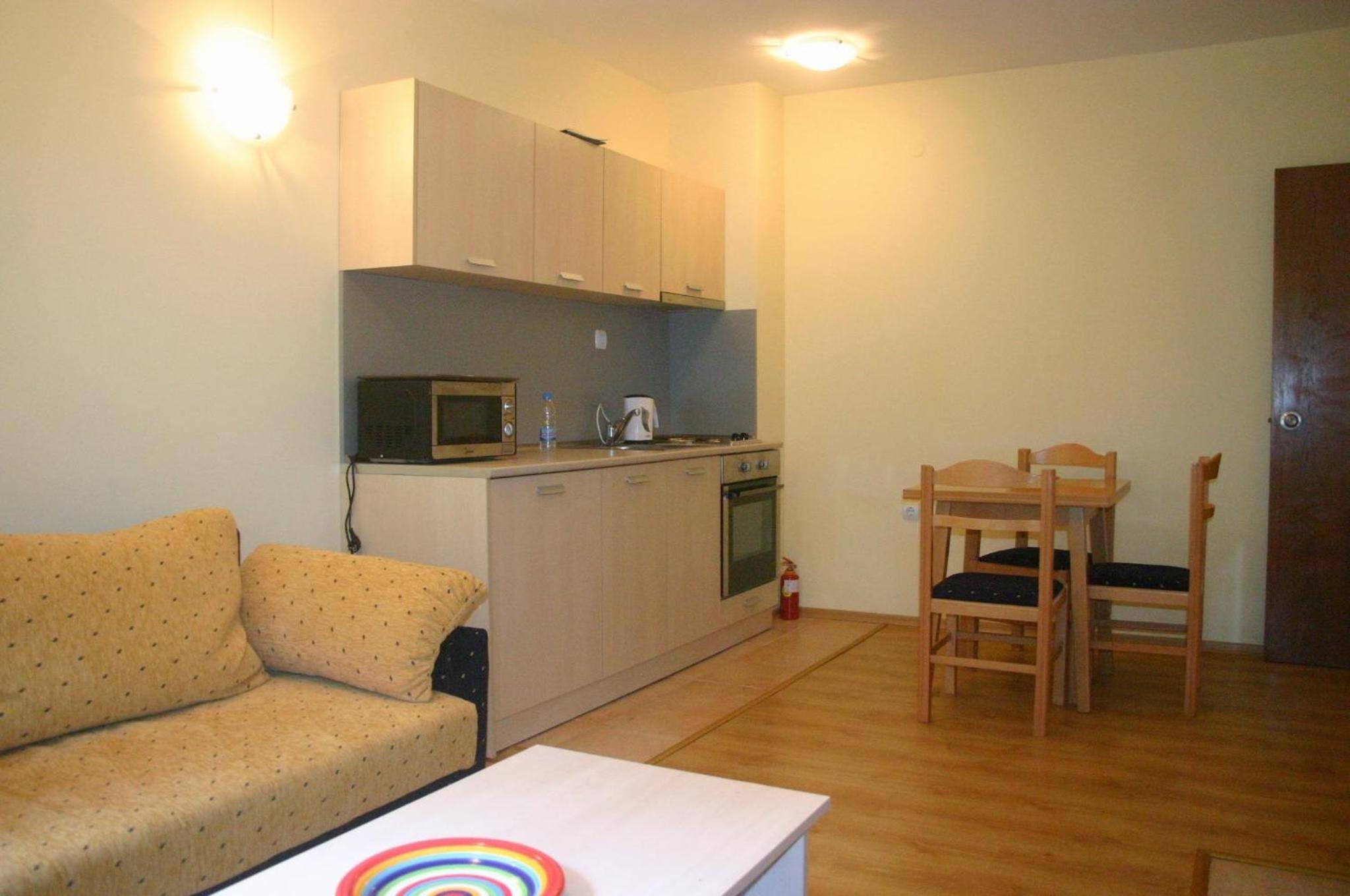 The Castle Complex - Apartment 401