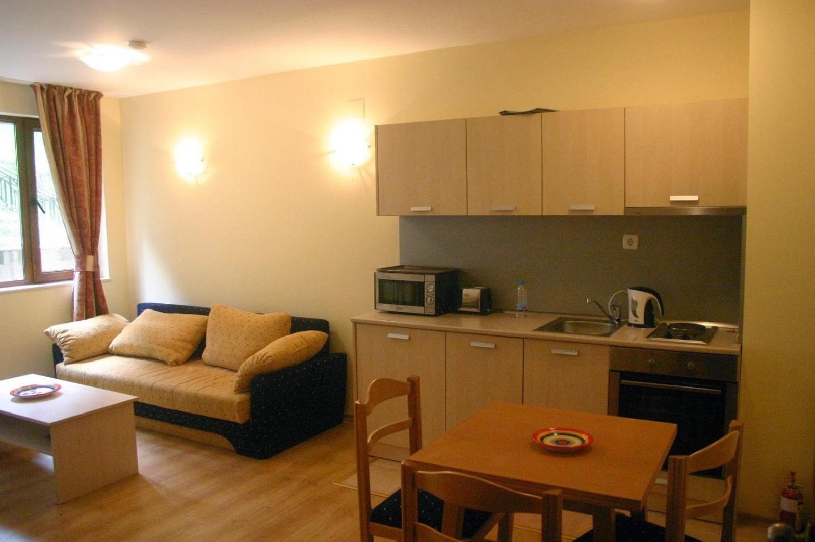 The Castle Complex - Apartment 401