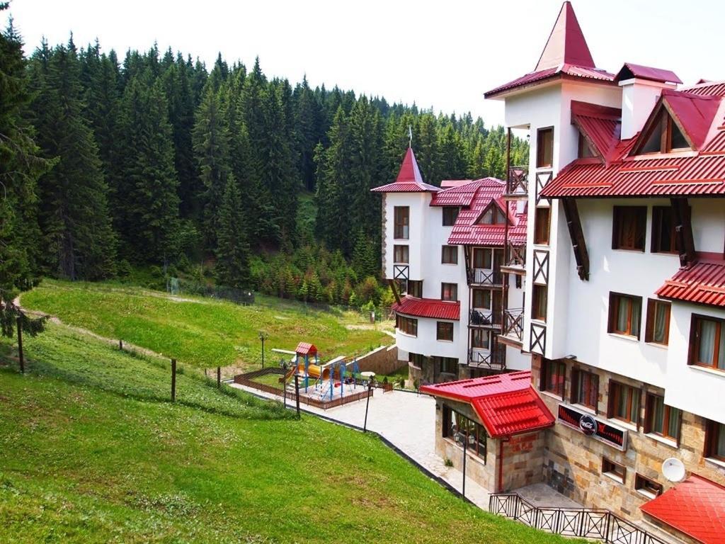 The Castle Complex - Apartment 401