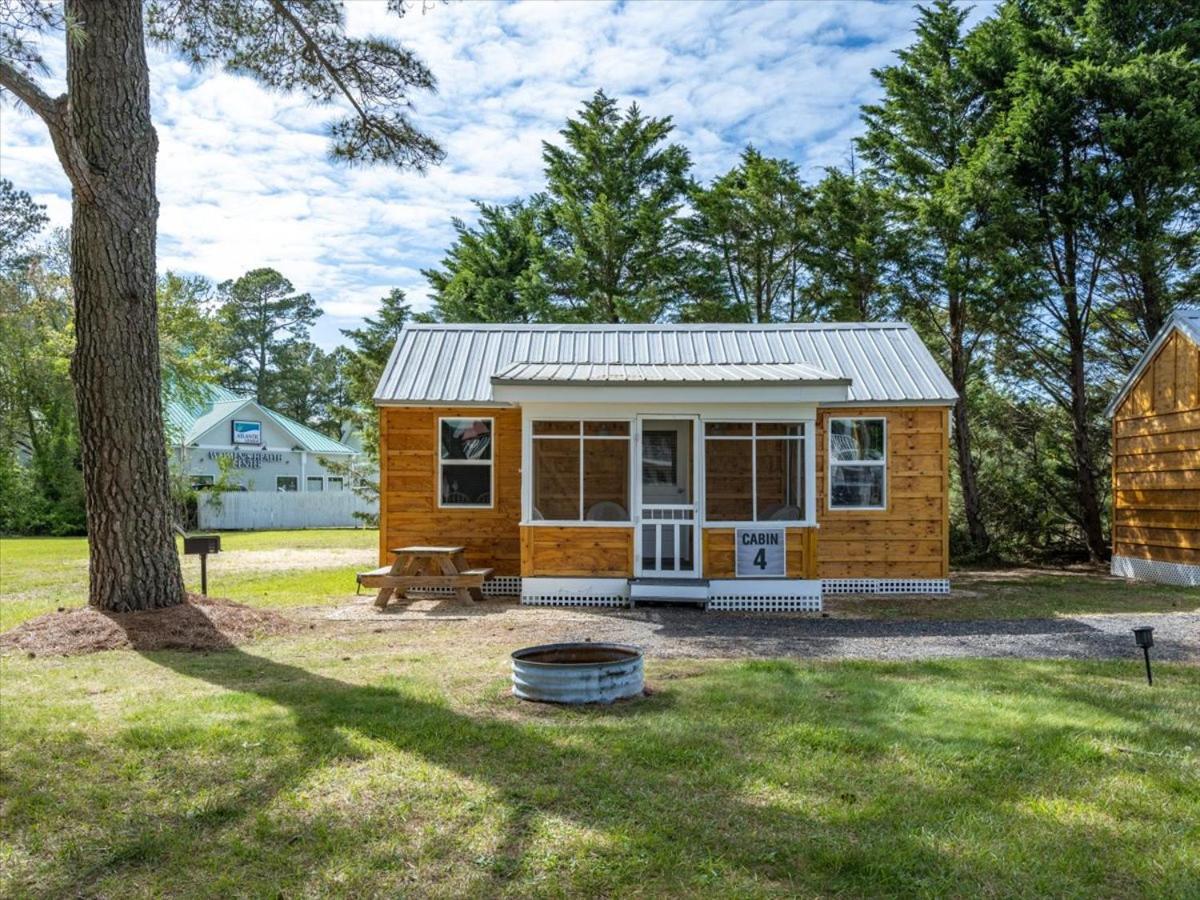 Beach Bum West-O Cabins view 5