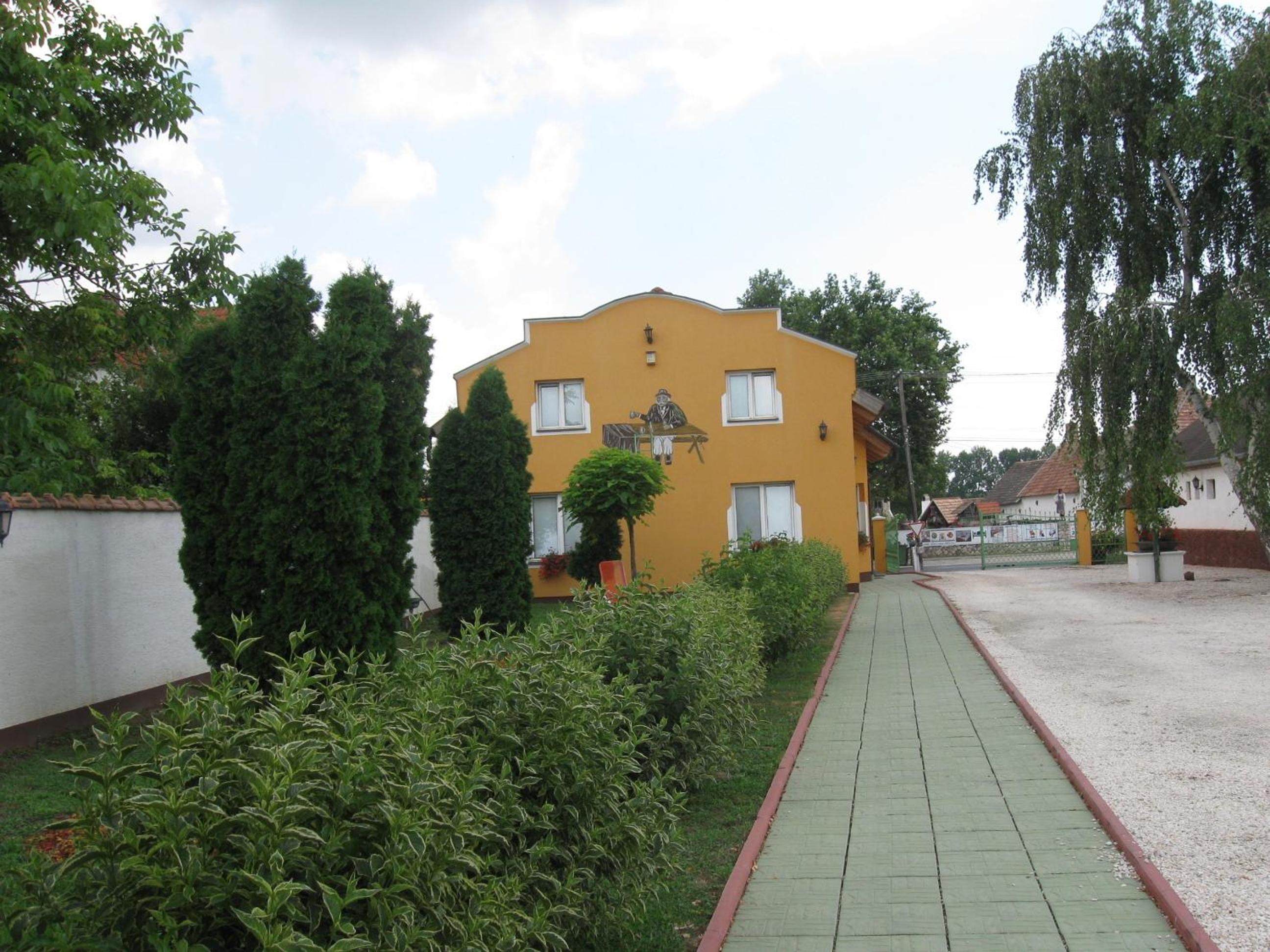Photo 39