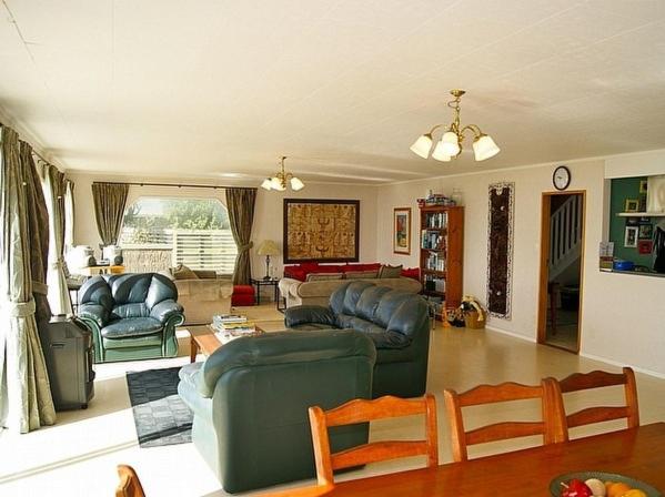 Beach Galore - Waihi Beach Holiday Home view 4
