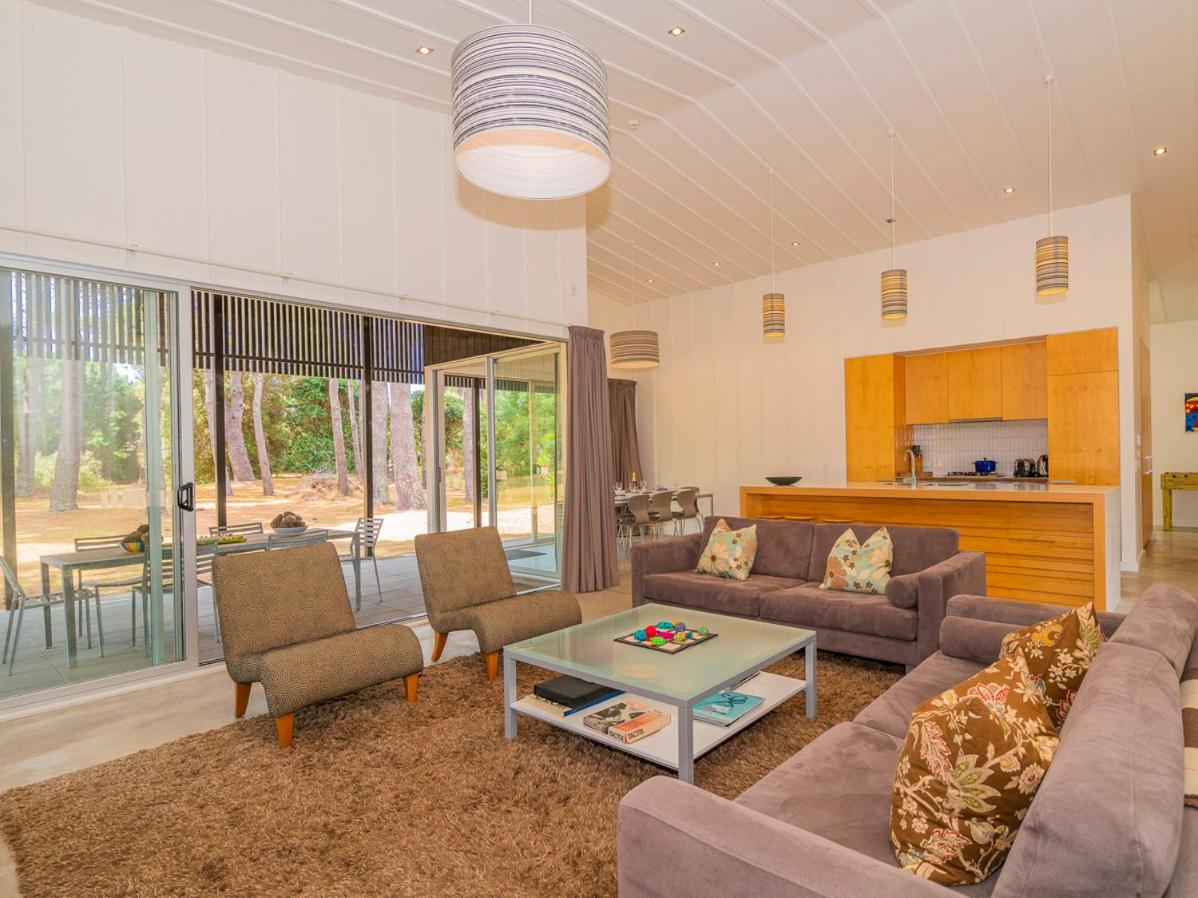 The Golden Hideaway - Matarangi Holiday Home view 5