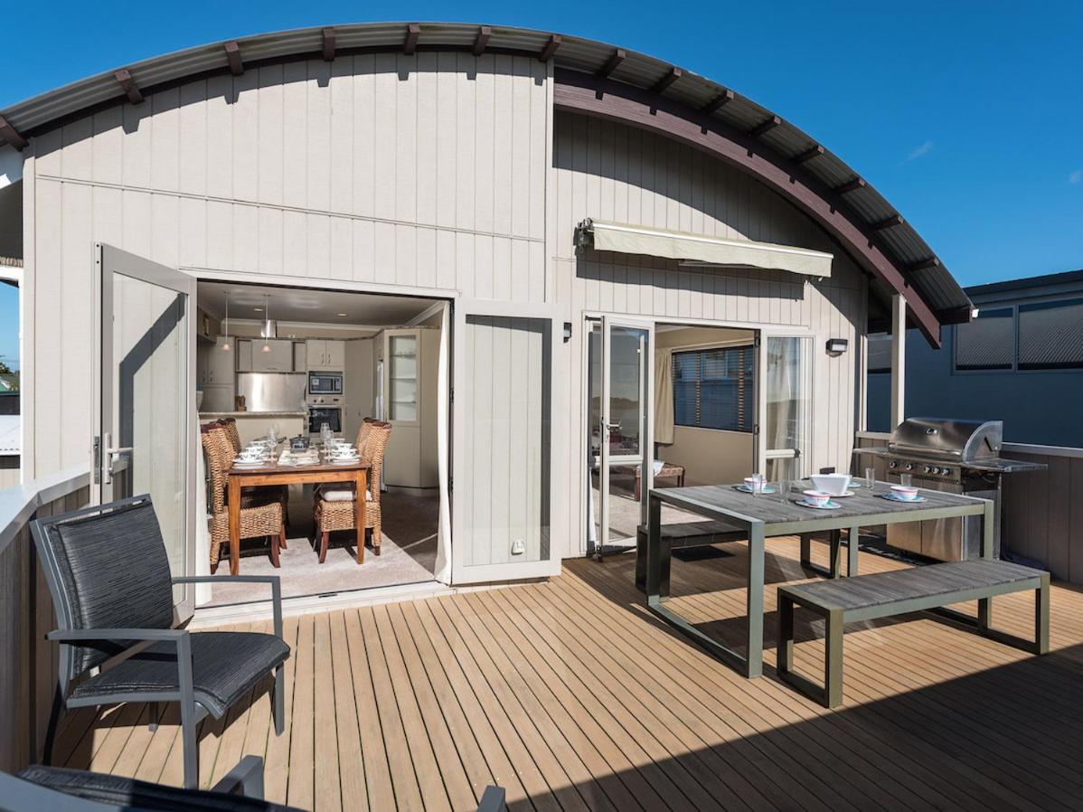 A Beach Barn Haven - Papamoa Holiday Home view 2