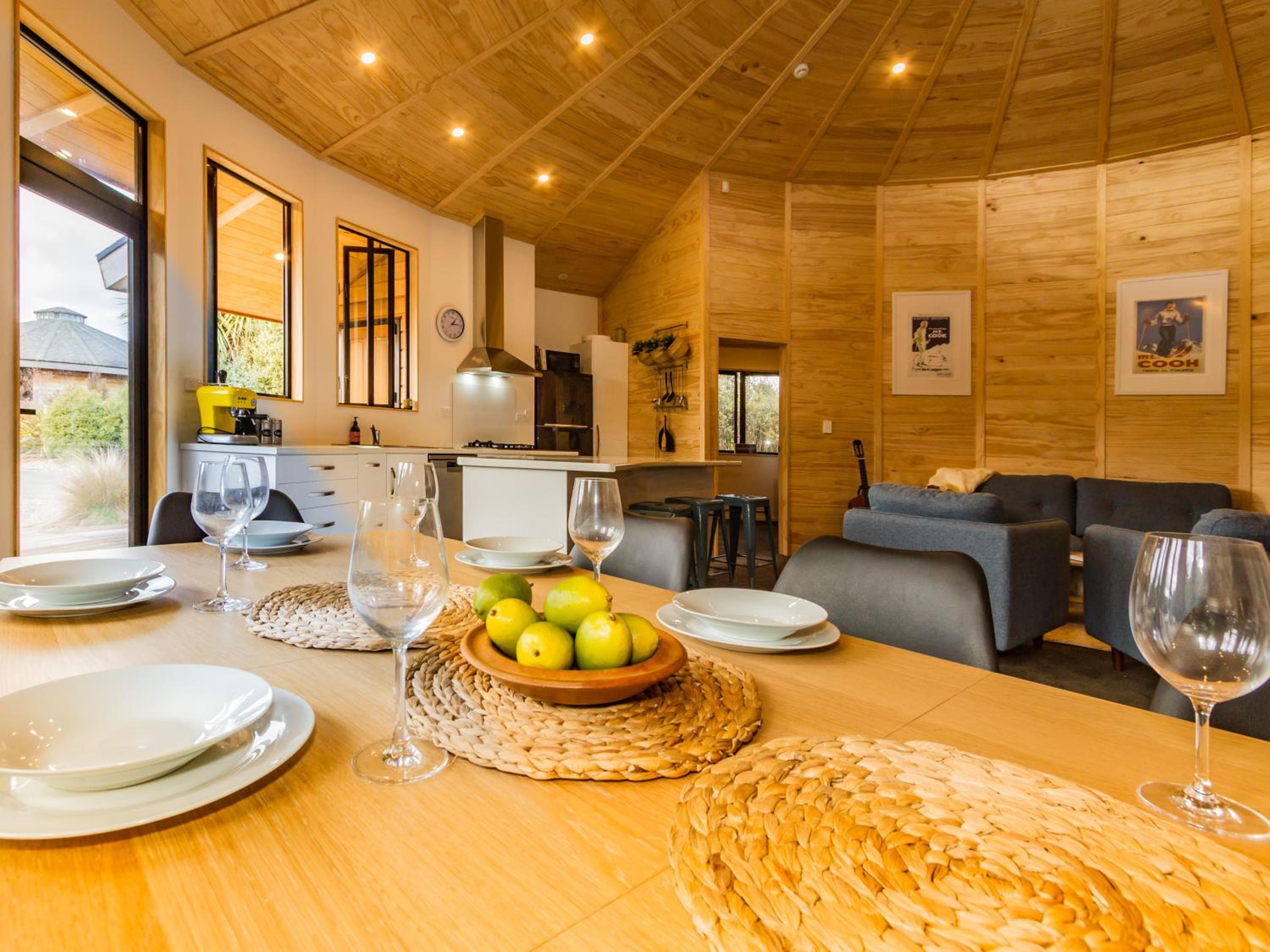 Rata - Ohakune Holiday Home view 2