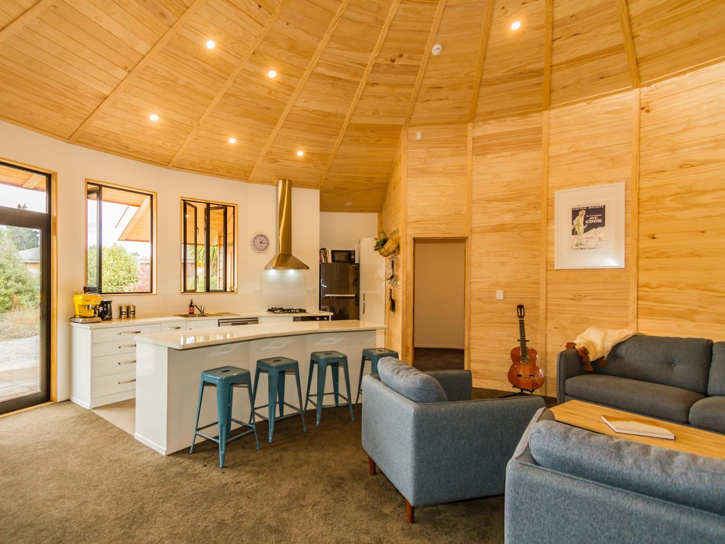 Rata - Ohakune Holiday Home view 5