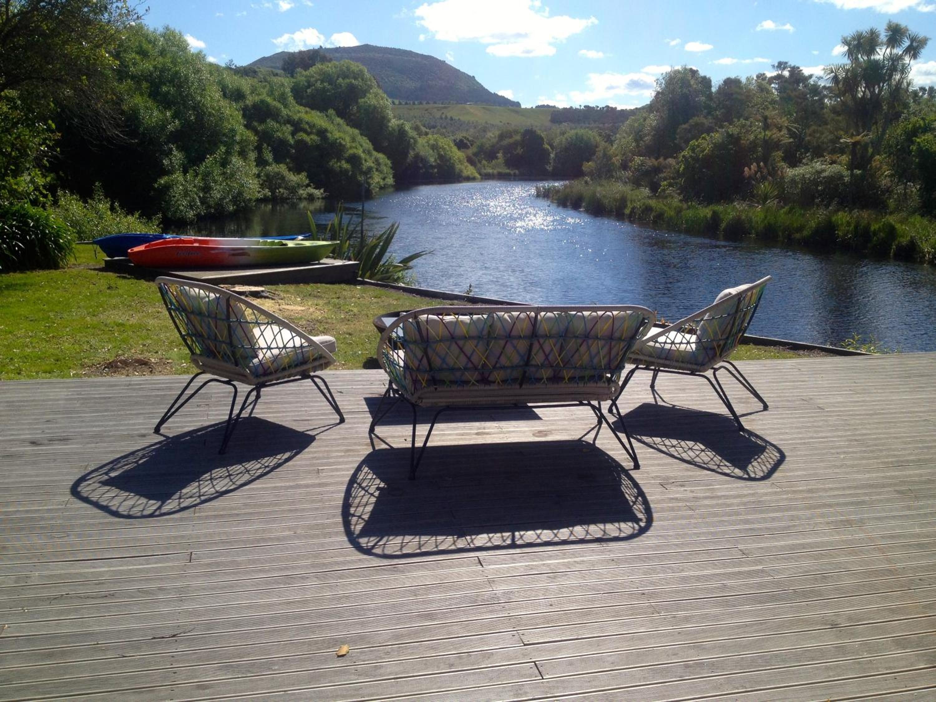 Kingfisher - Kuratau Holiday Home view 4