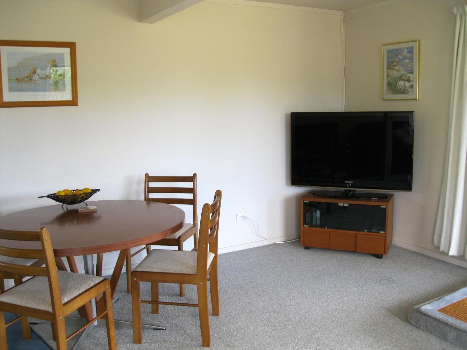 Cooks Beach Gem - Cooks Beach Holiday Home view 4