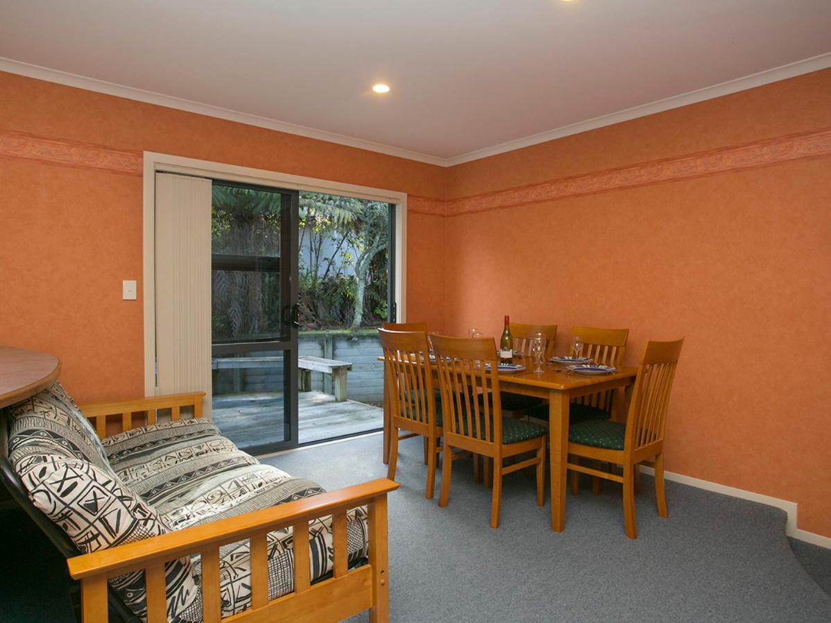 Laid Back on Lakewood - Taupo Holiday Home view 2