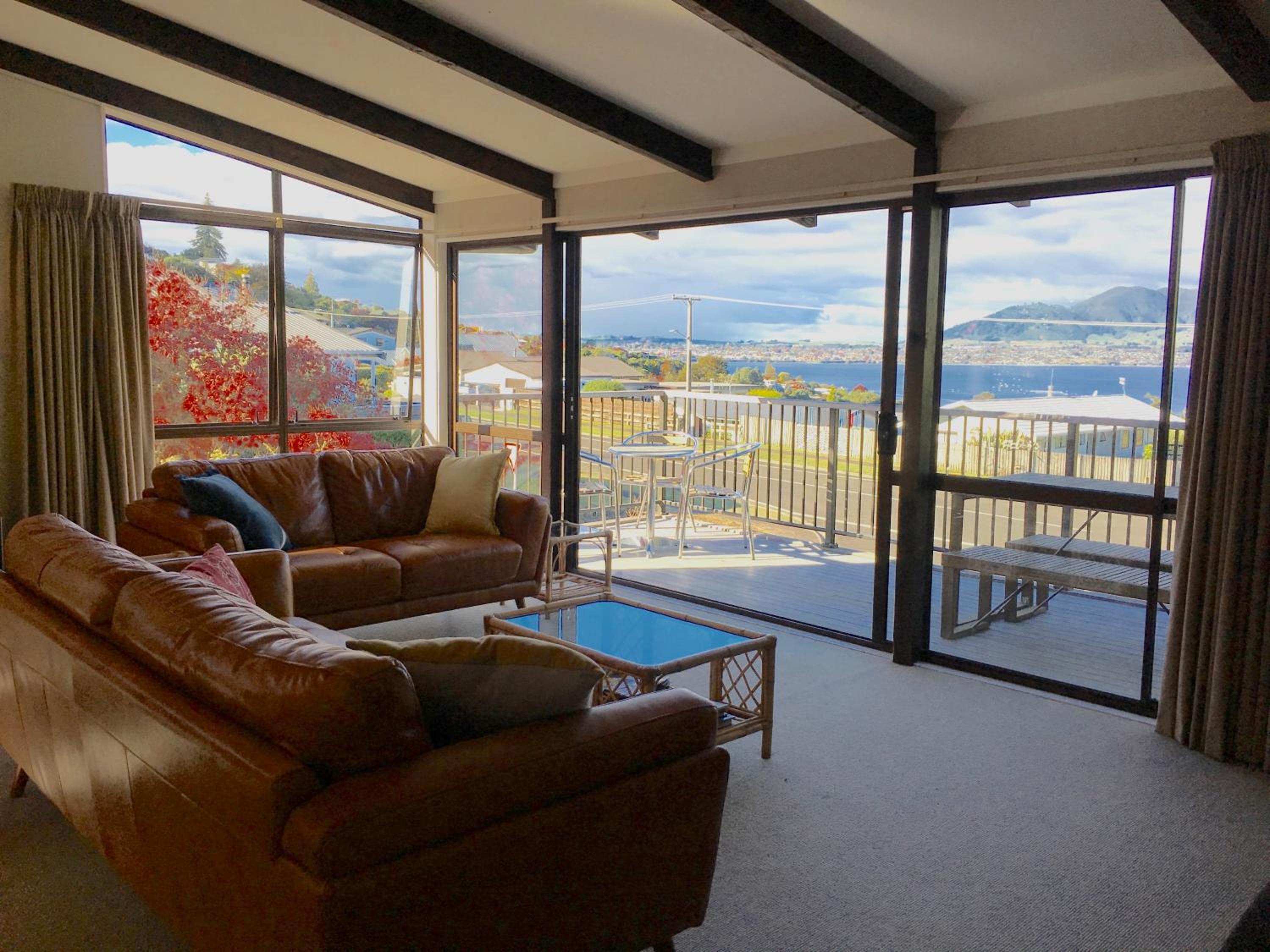 Acacia View at No 3 - Acacia Bay Holiday Home view 3